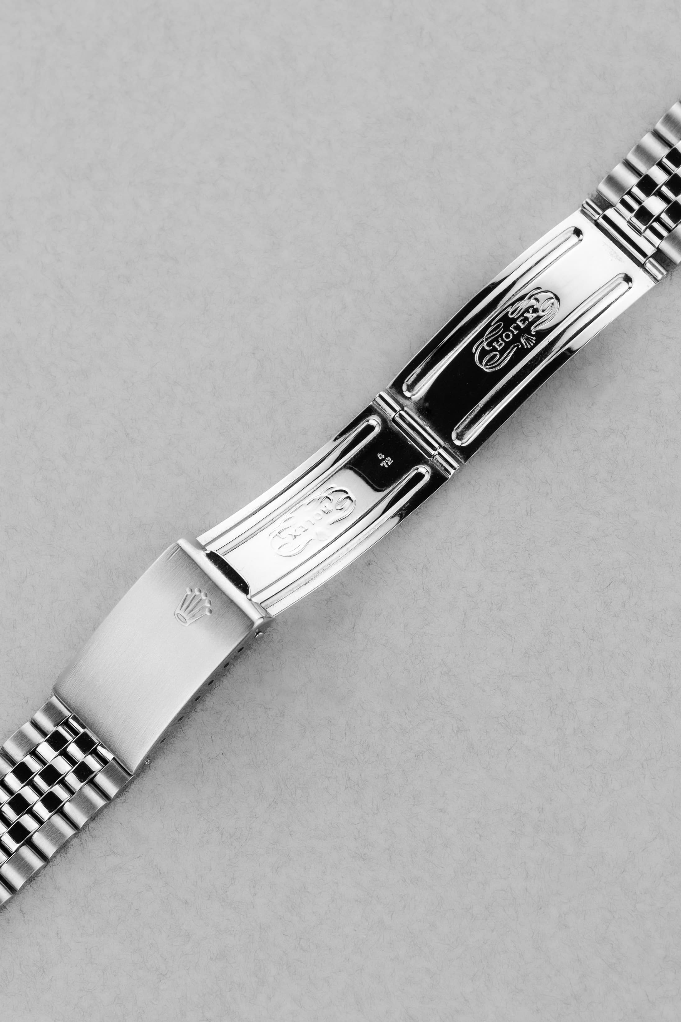 JMCE Rolex Datejust réf. 1601 en acier de 1972 – Cadran « Taupe/Gris Souris Satin » - Buckle Inside