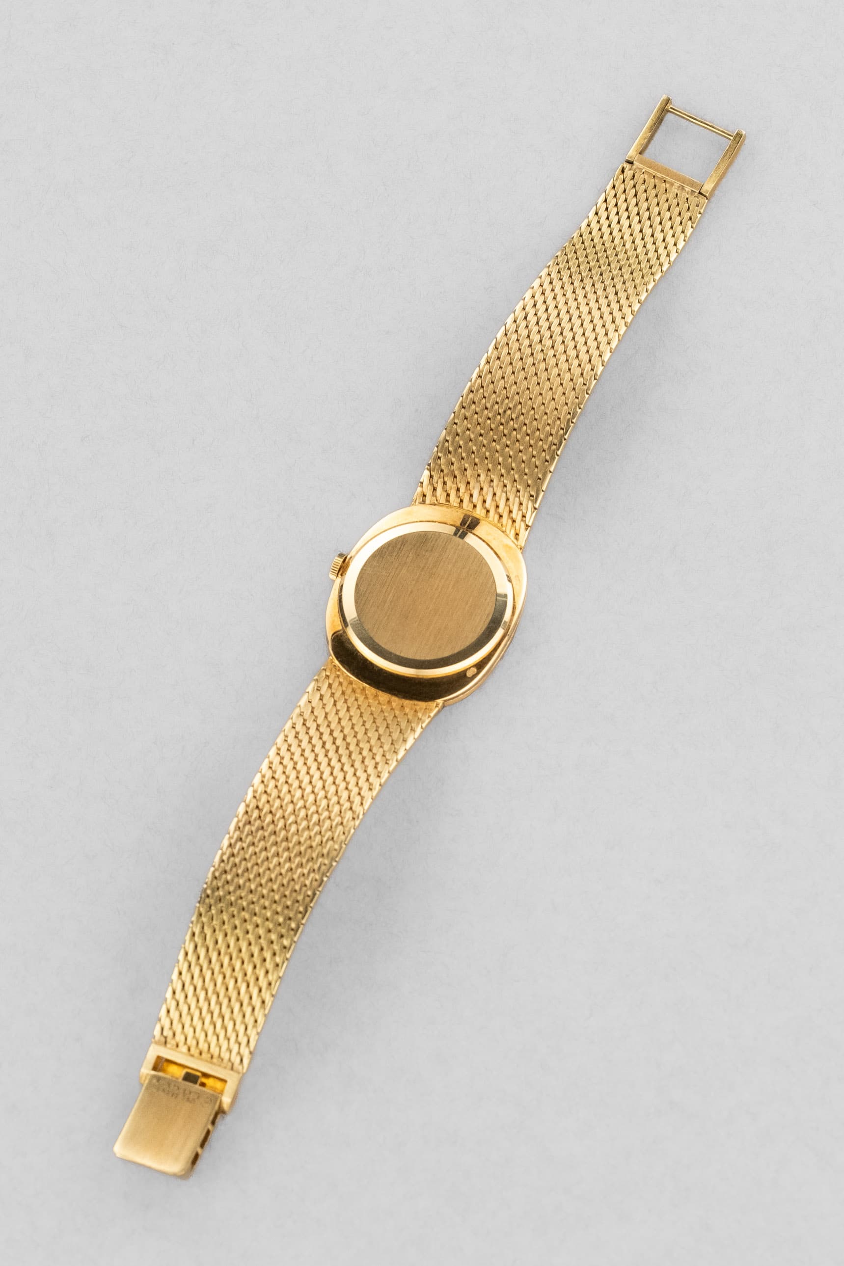 JNX1 Superbe Patek Philippe Ellipse d'Or réf. 3748/1 « Sigma » – Bracelet intégré et Parfait état - Back