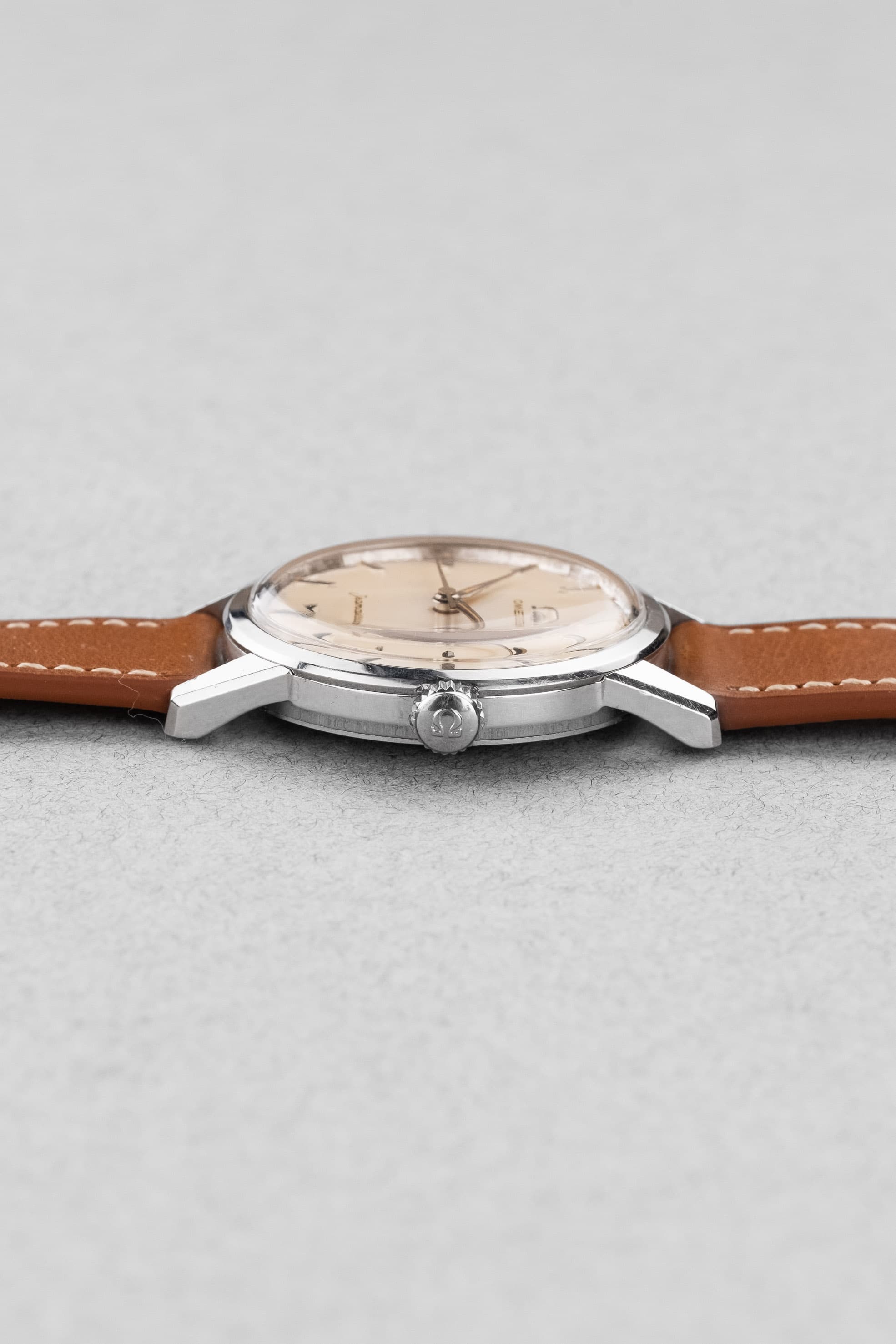 KNVS-QP Omega Seamaster Radium 14390-3 SC de 1959 - Right side