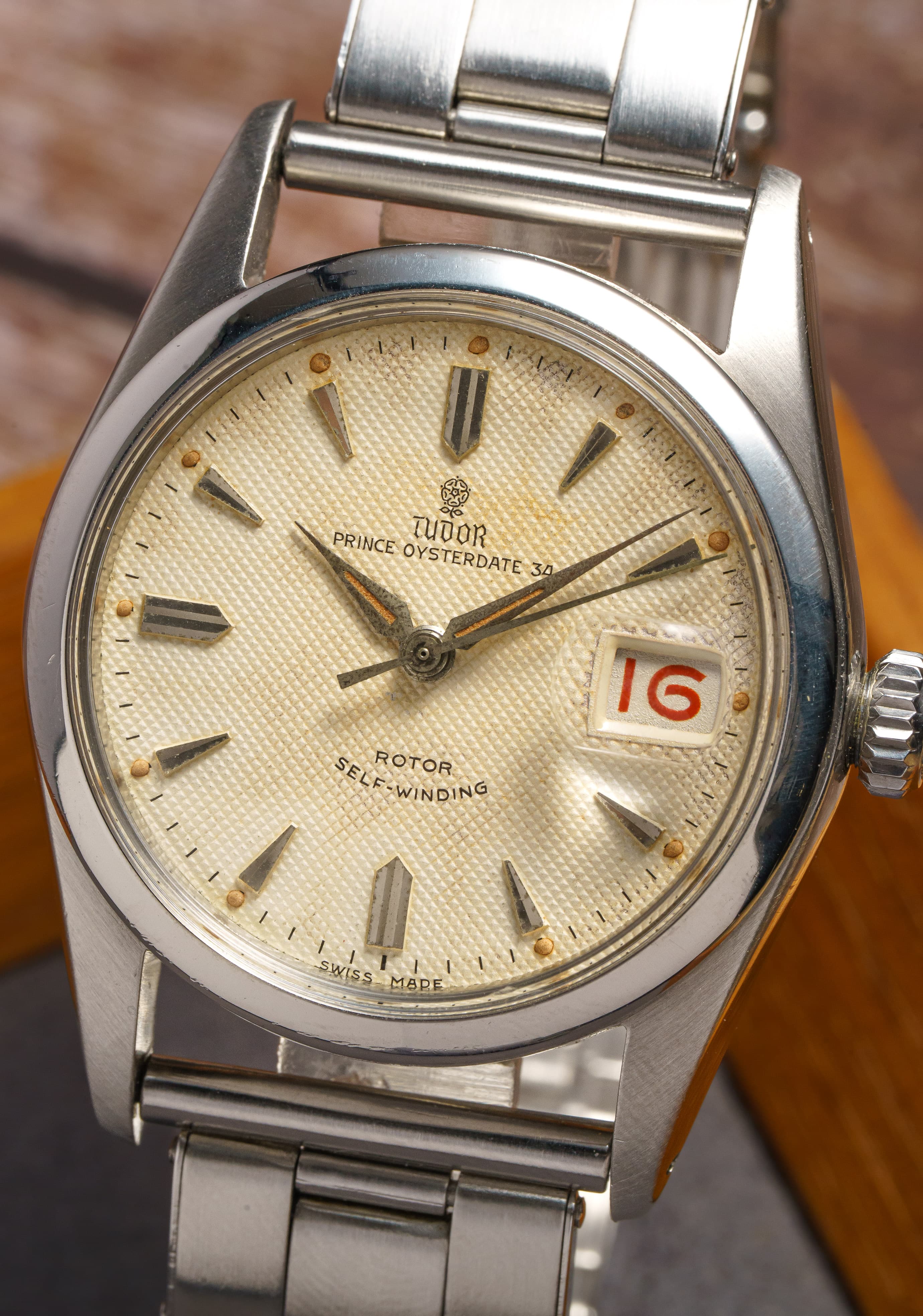 L8YQ Tudor Prince Oysterdate réf. 7914 de 1957 – Cadran « Honeycomb » Radium et Date Roulette - Dial