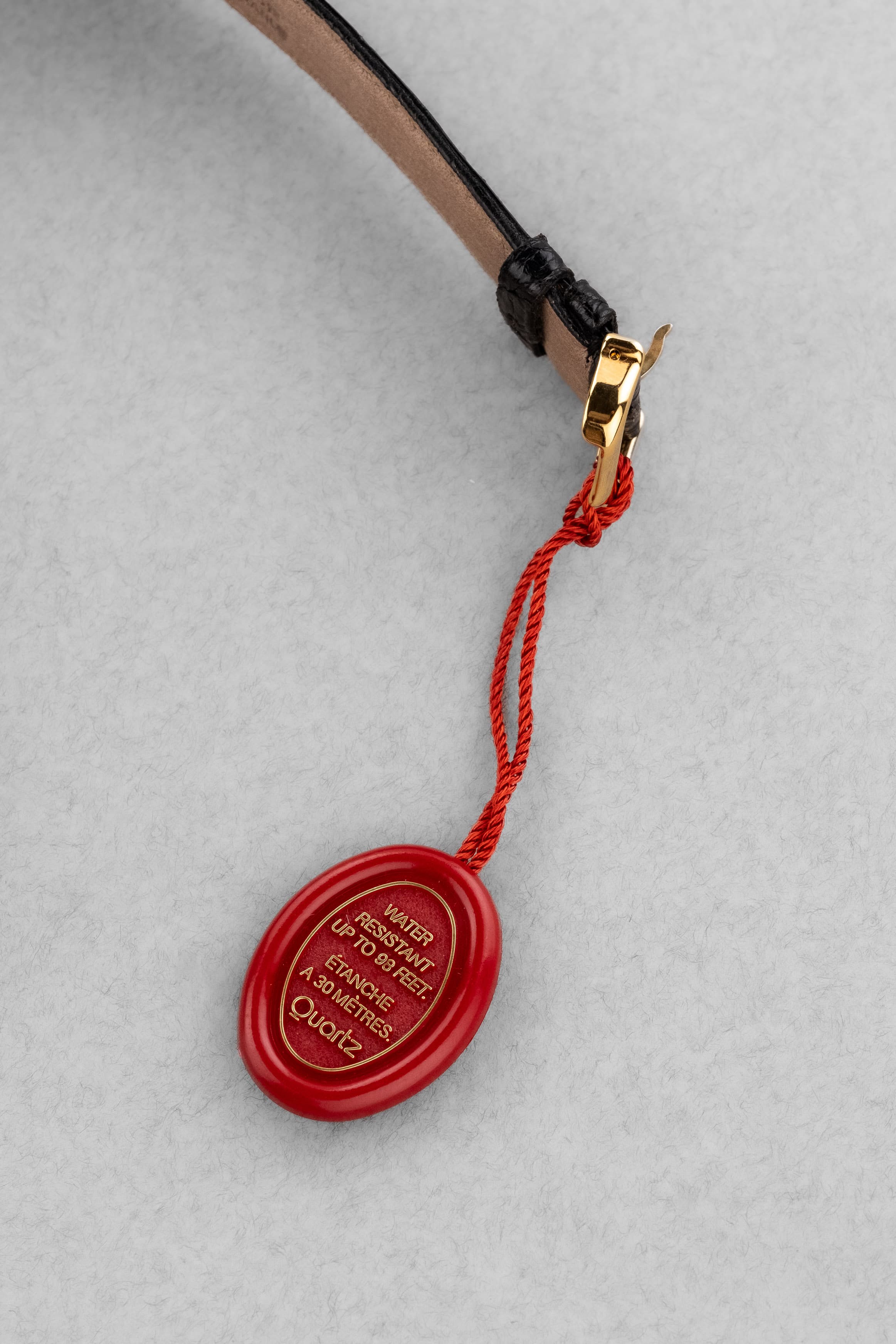 LY4T-9U Cartier Tank Louis réf. M2000 en or jaune, circa 1990 – Parfait état - Feature