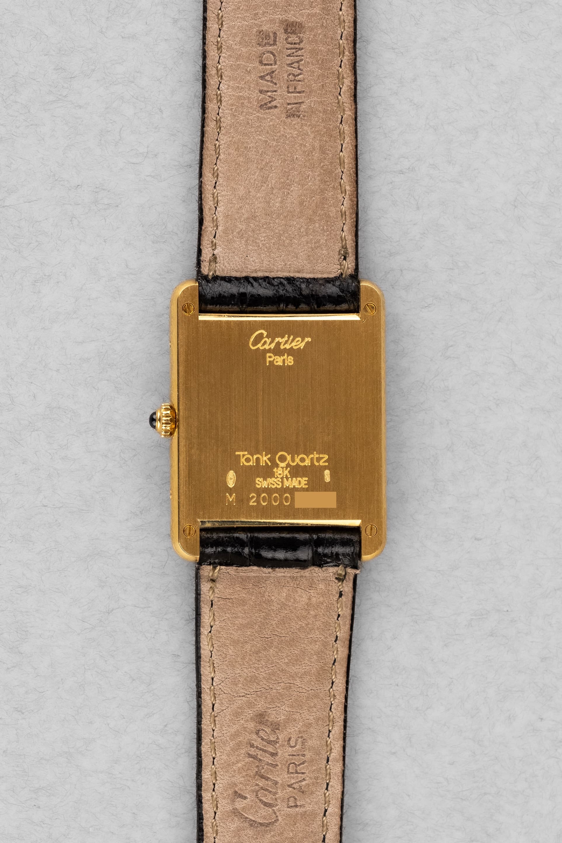 LY4T-dh Cartier Tank Louis réf. M2000 en or jaune, circa 1990 – Parfait état - Back