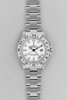 MAAR Rolex Explorer II ref. 16570 del 1997 — Quadrante bianco e Tritium patinato - Fronte