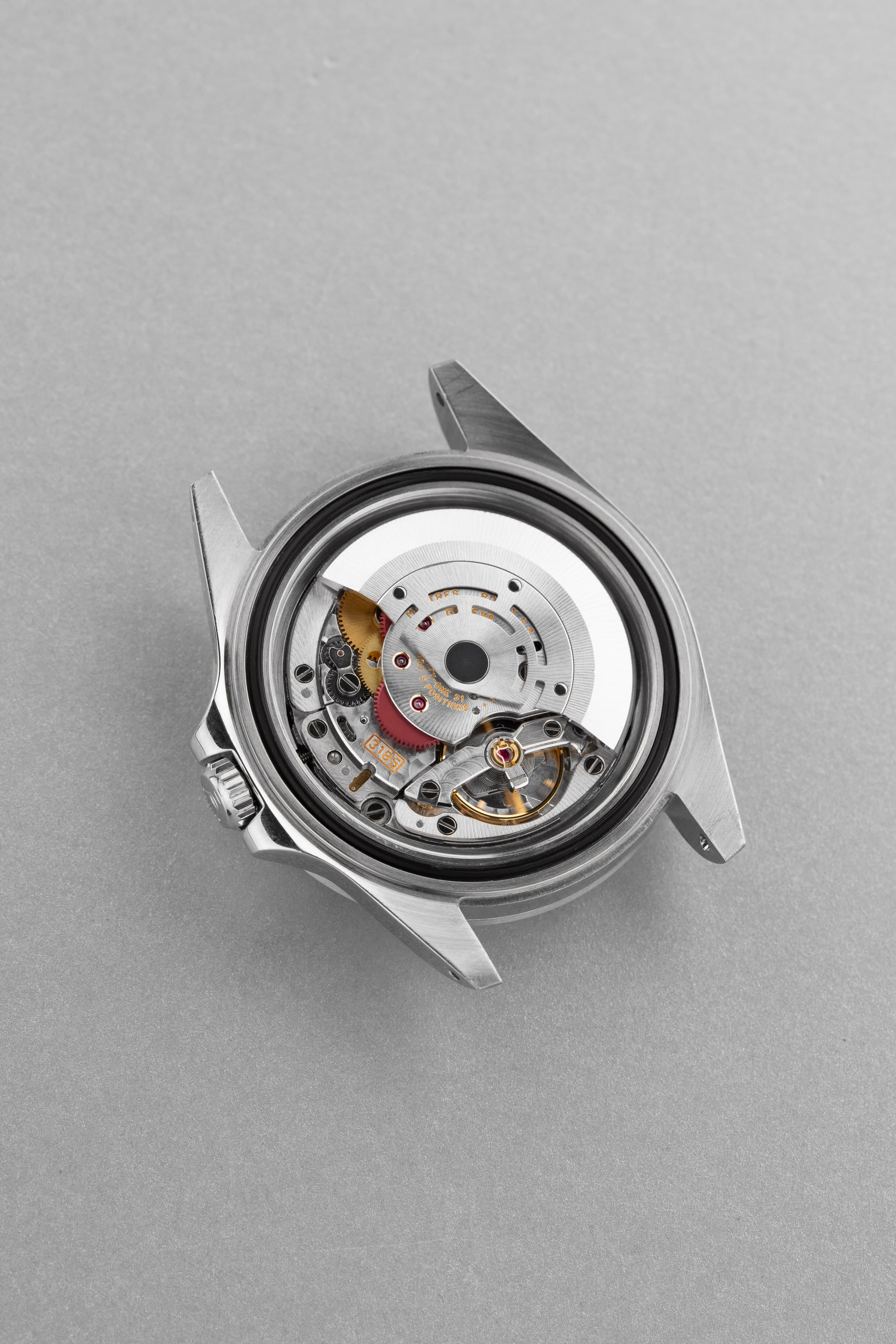 MAAR Rolex Explorer II réf. 16570 de 1997 — Cadran blanc & Tritium patiné - Movement