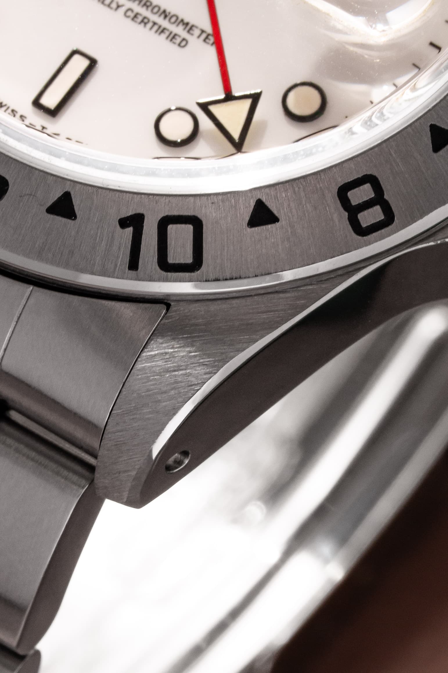 MAAR Rolex Explorer II réf. 16570 de 1997 — Cadran blanc & Tritium patiné - Right side