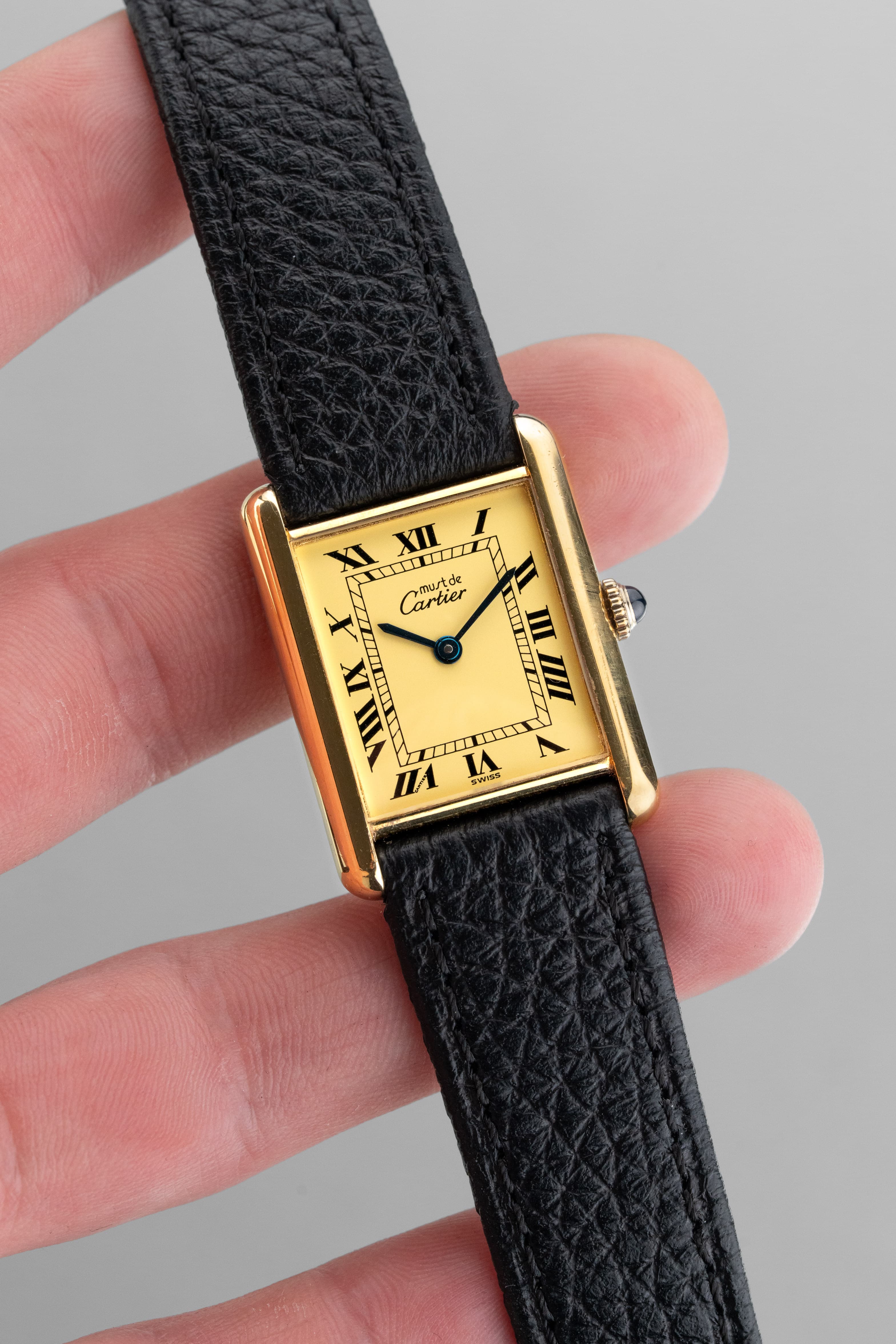 MCAW Cartier Tank Must Mécanique GM 6 «Cream/Ivory Roman Dial», circa 1980 - Lifestyle