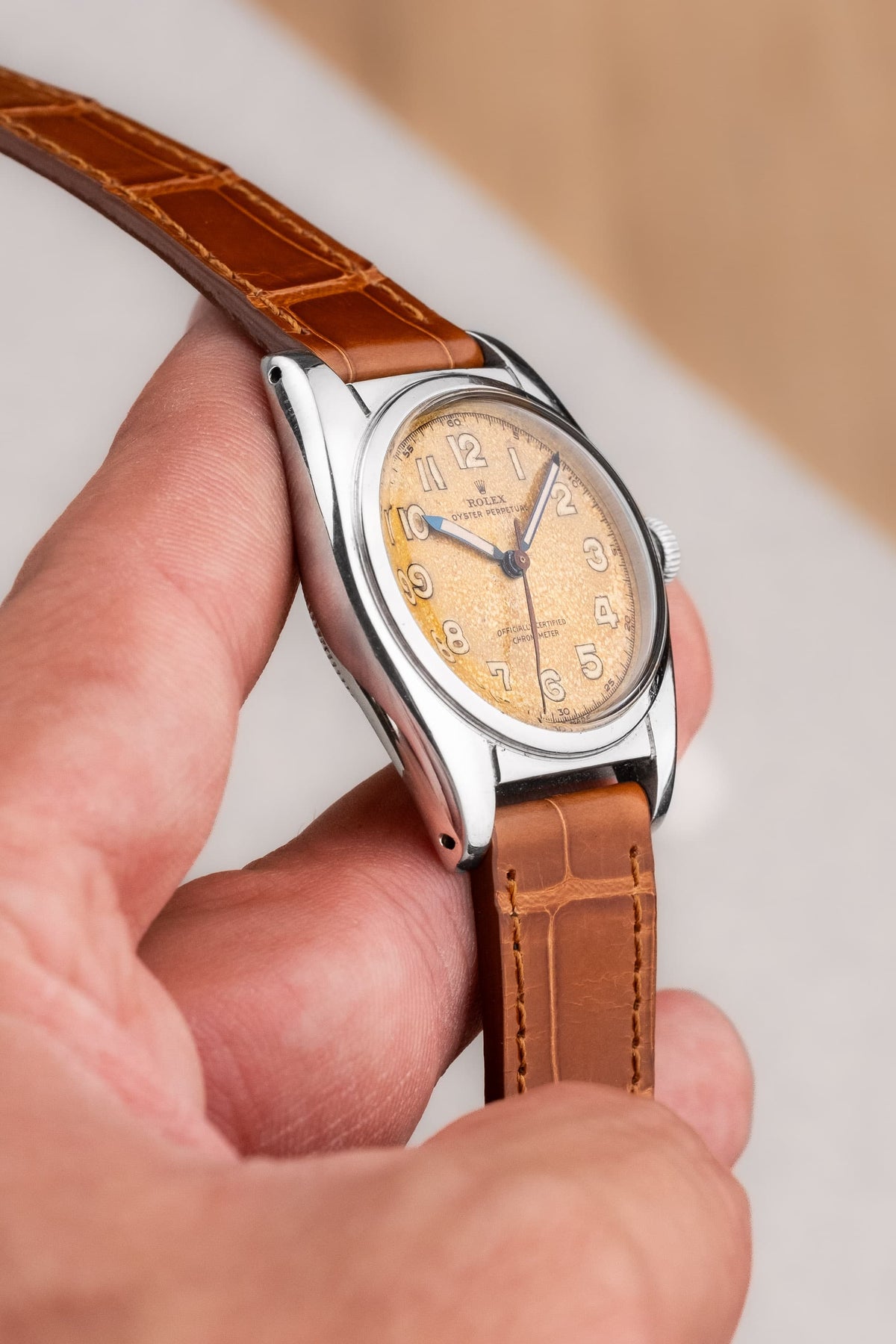 MDLZ 1948 Rolex “Bubble Back” Ref. 5050 in Steel – “Crème Brûlée” Radium Burn Dial - Left side
