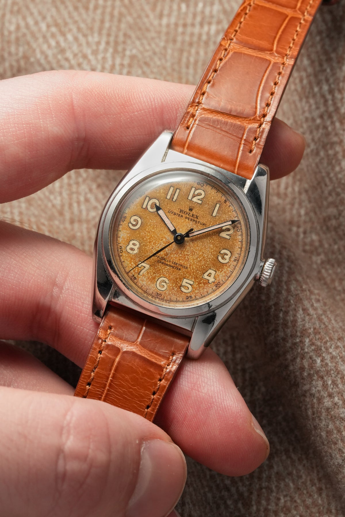 MDLZ 1948 Rolex “Bubble Back” Ref. 5050 in Steel – “Crème Brûlée” Radium Burn Dial - Lifestyle