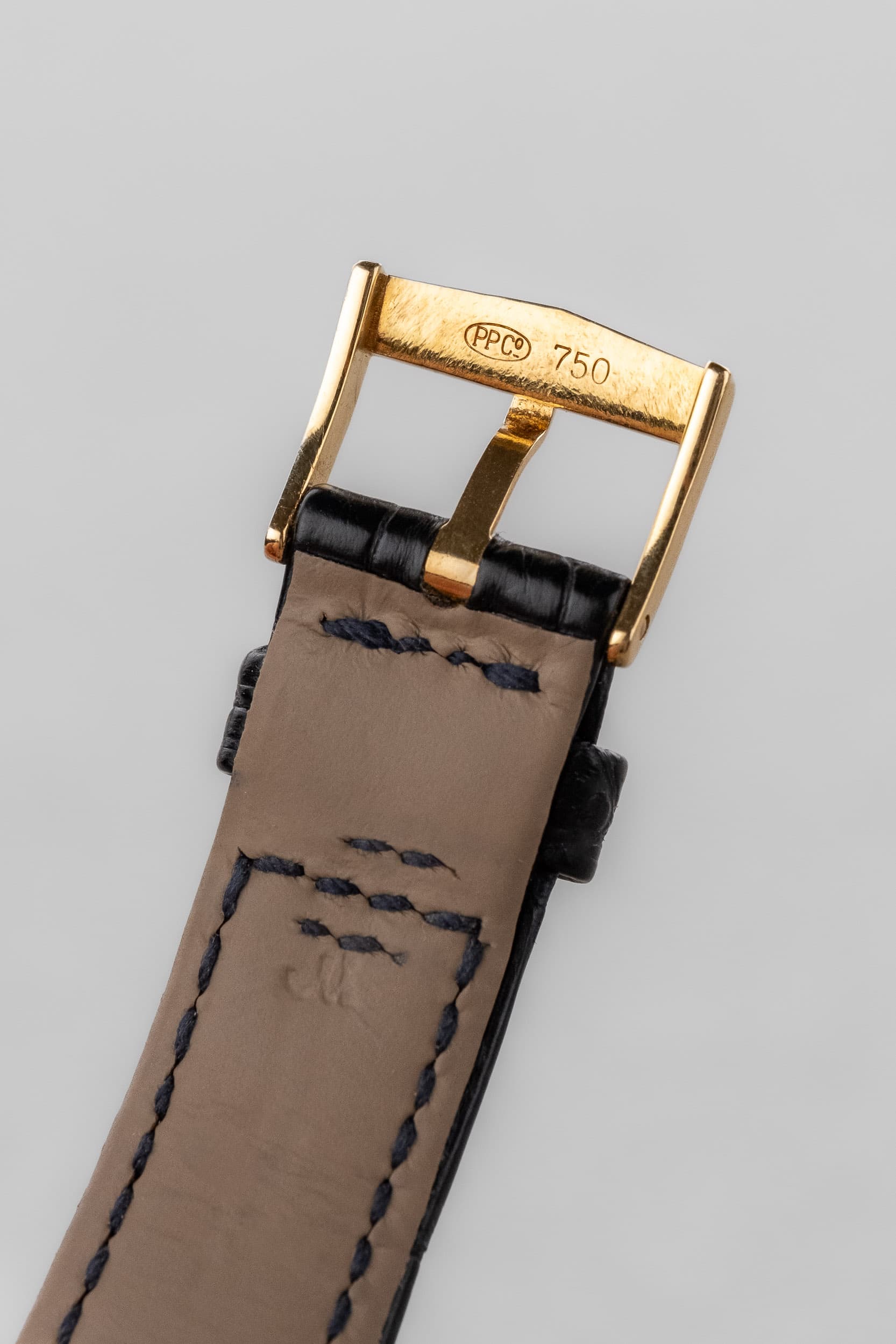 MEFM Rarissime et Exceptionnel Quantième Perpétuel Patek Philippe réf. 3940J « Doré Dial » de 1988 – Full Set - Buckle Inside