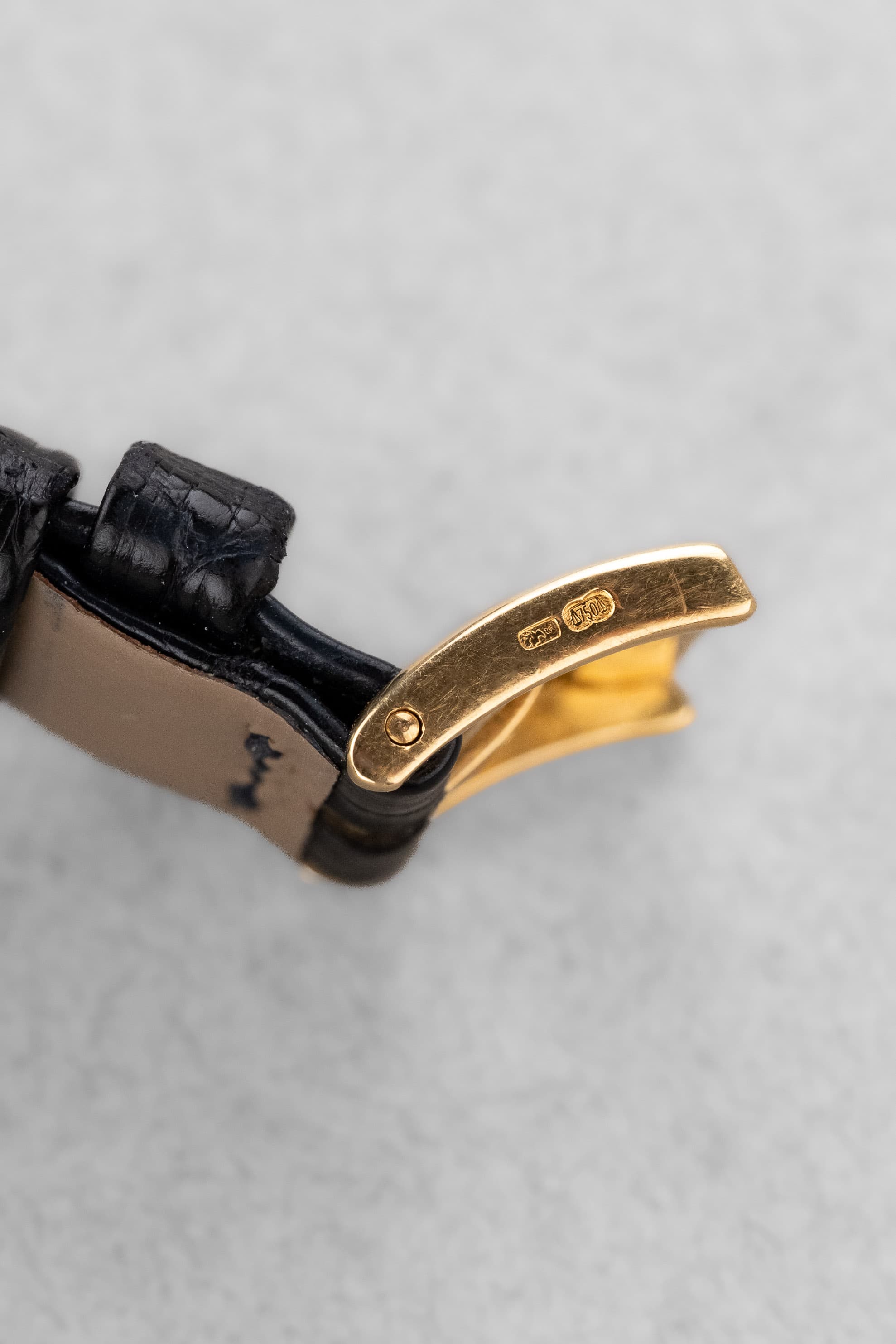 MEFM Rarissime et Exceptionnel Quantième Perpétuel Patek Philippe réf. 3940J « Doré Dial » de 1988 – Full Set - Buckle Outside