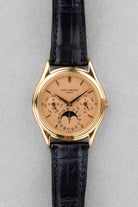 MEFM Rarissime et Exceptionnel Quantième Perpétuel Patek Philippe réf. 3940J « Doré Dial » de 1988 – Full Set - Front