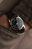 MZY9 Superb 1993 Patek Philippe Calatrava Ref. 5000G in White Gold – Full Set + First Series - Wristshot