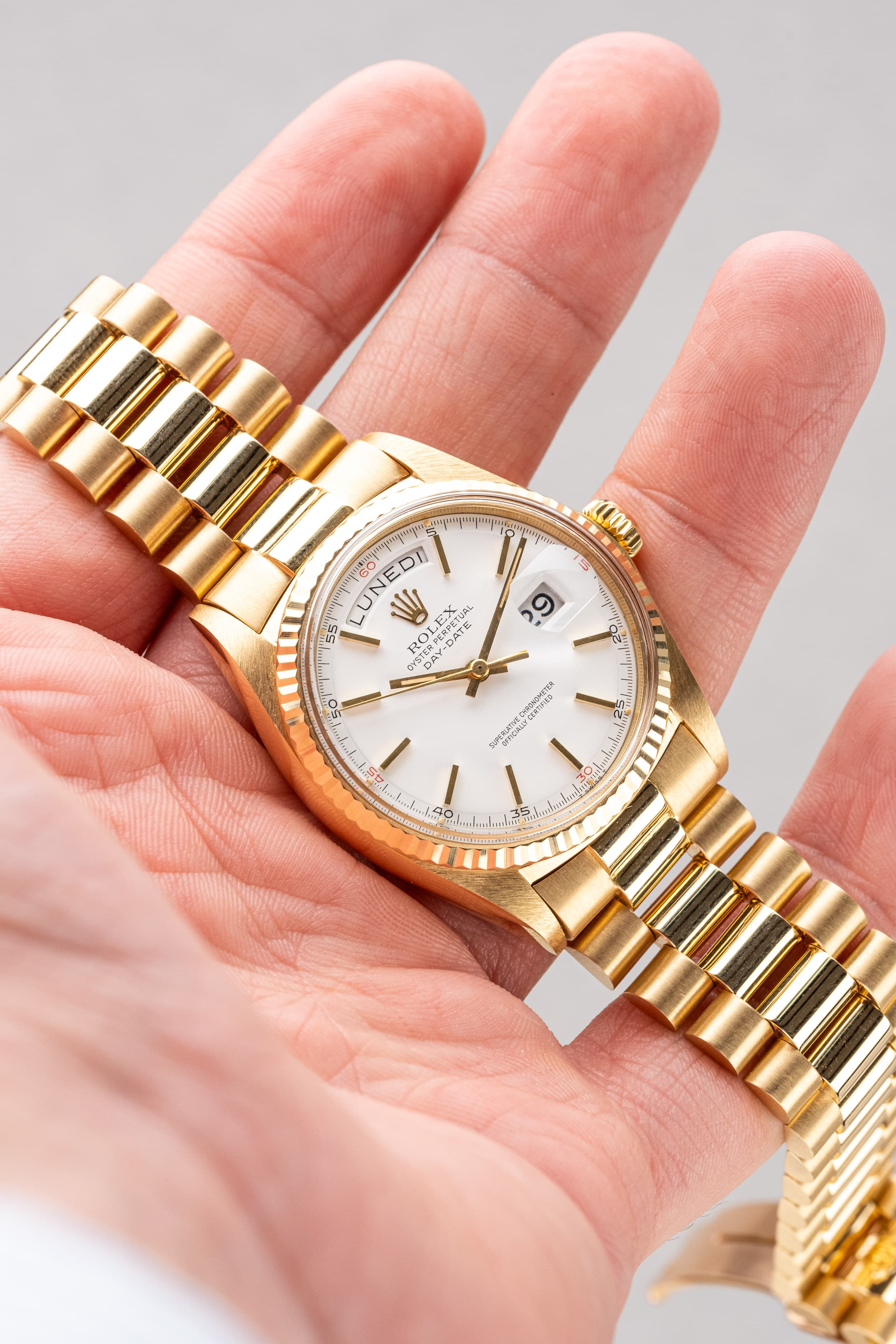 N1CH Superbe et Rare Rolex Day-Date 1803 « Red Quarters » de 1970 - Lifestyle