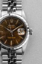NA1Z Rolex Datejust ref. 6605 스틸, 1959년 – 경이로운 「Tropical」 다이얼 - 디테일