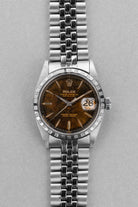 NA1Z Rolex Datejust ref. 6605 스틸, 1959년 – 경이로운 「Tropical」 다이얼 - 정면