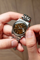 NA1Z Rolex Datejust ref. 6605 스틸, 1959년 – 경이로운 「Tropical」 다이얼 - 라이프스타일