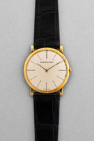 NHMP Audemars Piguet “Calatrava” Extra-Thin Ref. 5043 in Yellow Gold, circa 1955 – Never Polished - Front