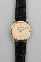 NHMP Audemars Piguet “Calatrava” Extra-Thin Ref. 5043 in Yellow Gold, circa 1955 – Never Polished - Front