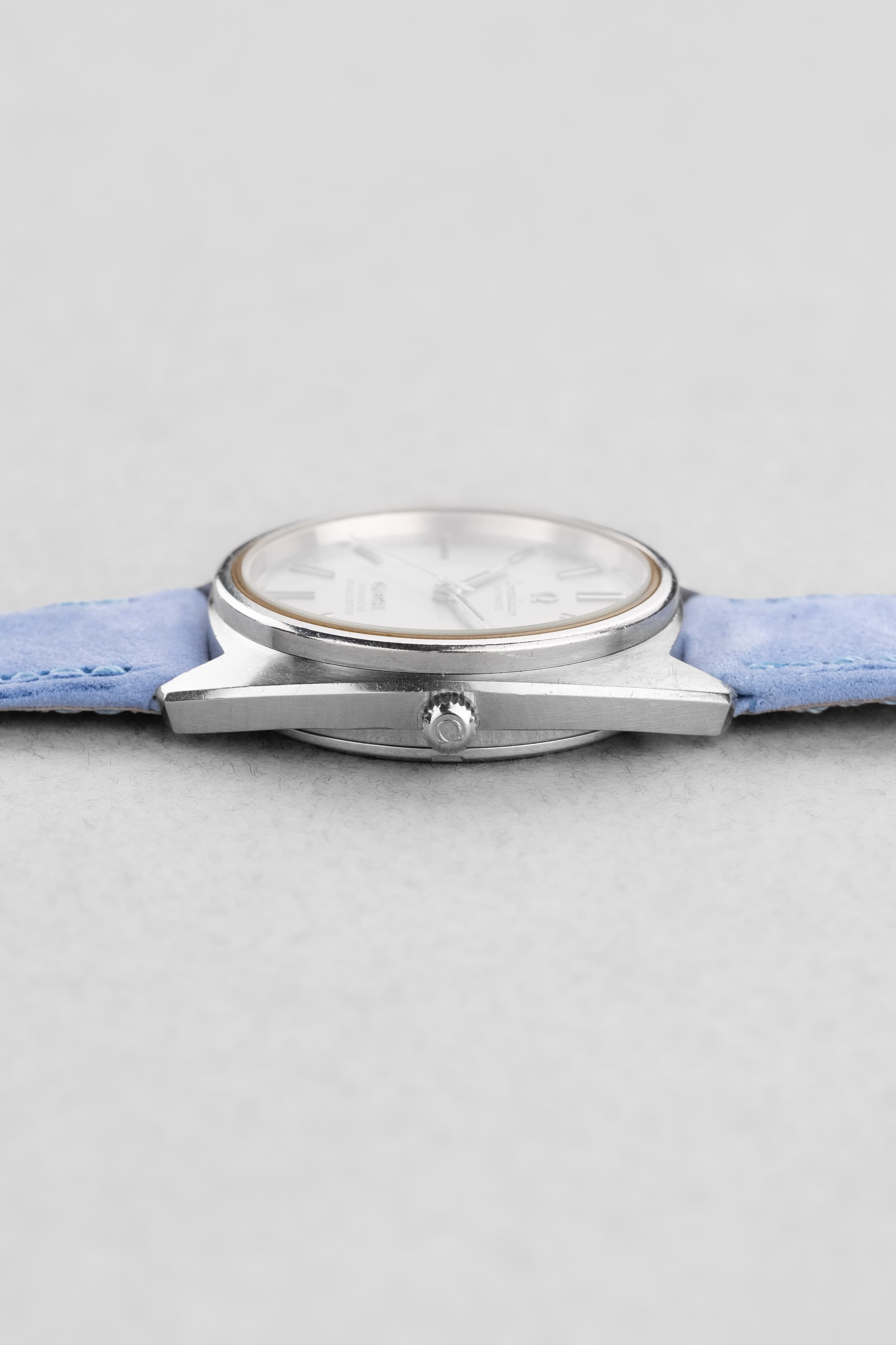NLKV Omega Constellation « C-Shape » ST 168.0056 de 1973 – Édition japonaise - Right side