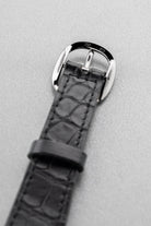 P1VE 卓越罕見 Patek Philippe Ellipse d’Or 型號 3848 白金腕錶，1992-1993 年——藍色 Sigma 字盤 + 品相絕佳 - 錶扣內側