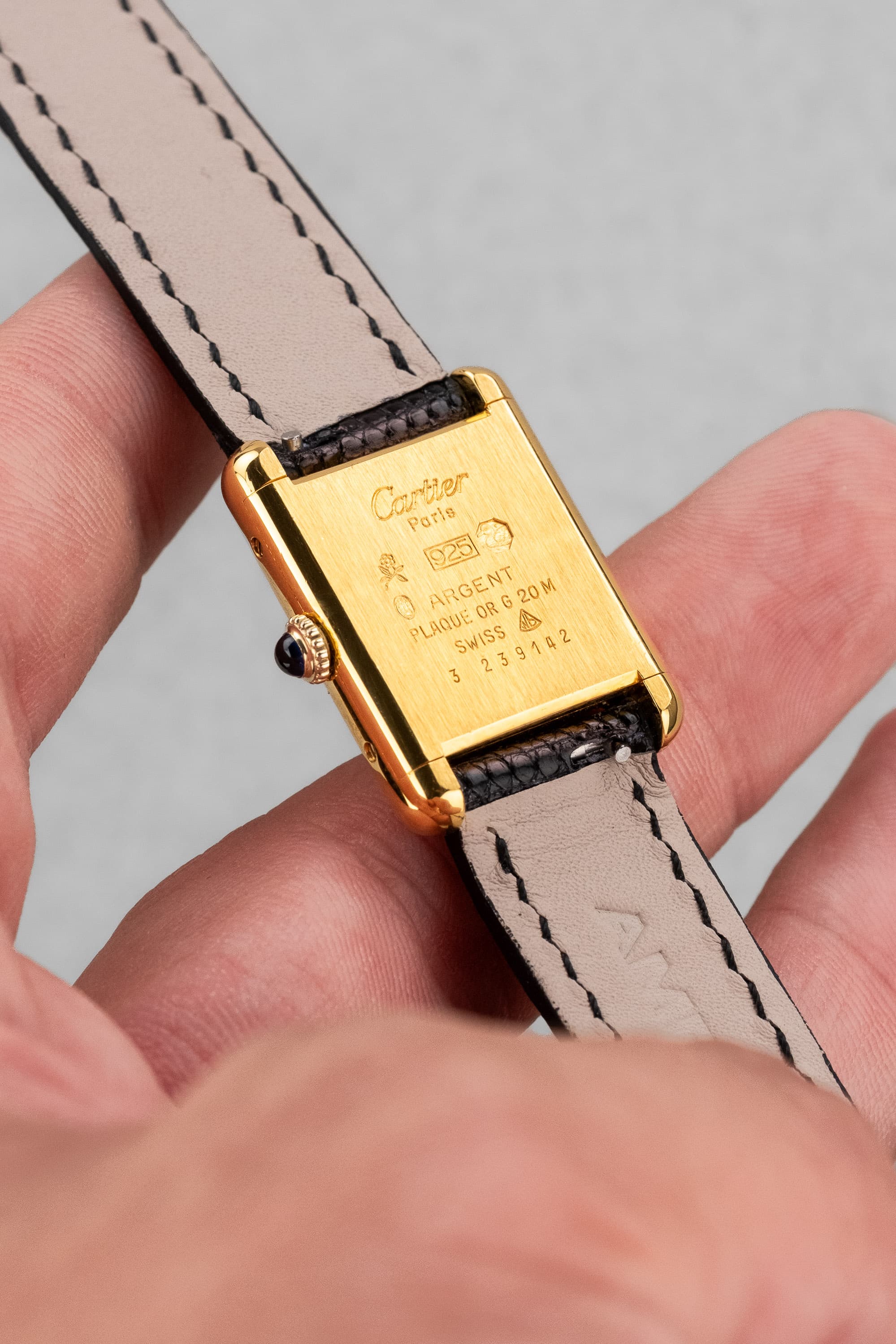 P5PN Cartier Tank Must Mécanique PM 3 Lady « Black Roman Dial » - Back