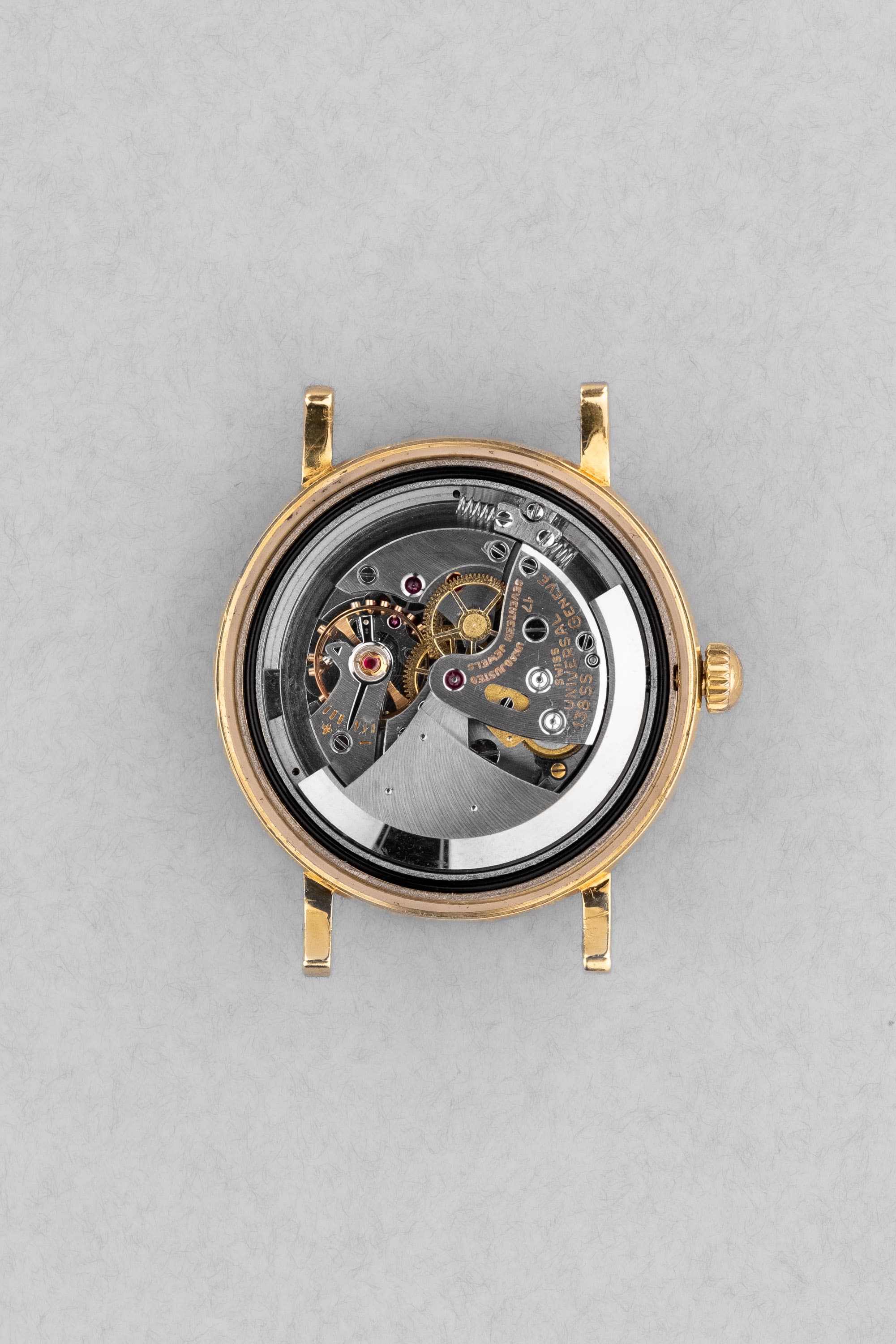 PRUL Superbe Universal Genève Polerouter De Luxe « Caramel Tropical » en or jaune, réf. 10234-3, circa 1955 - Movement