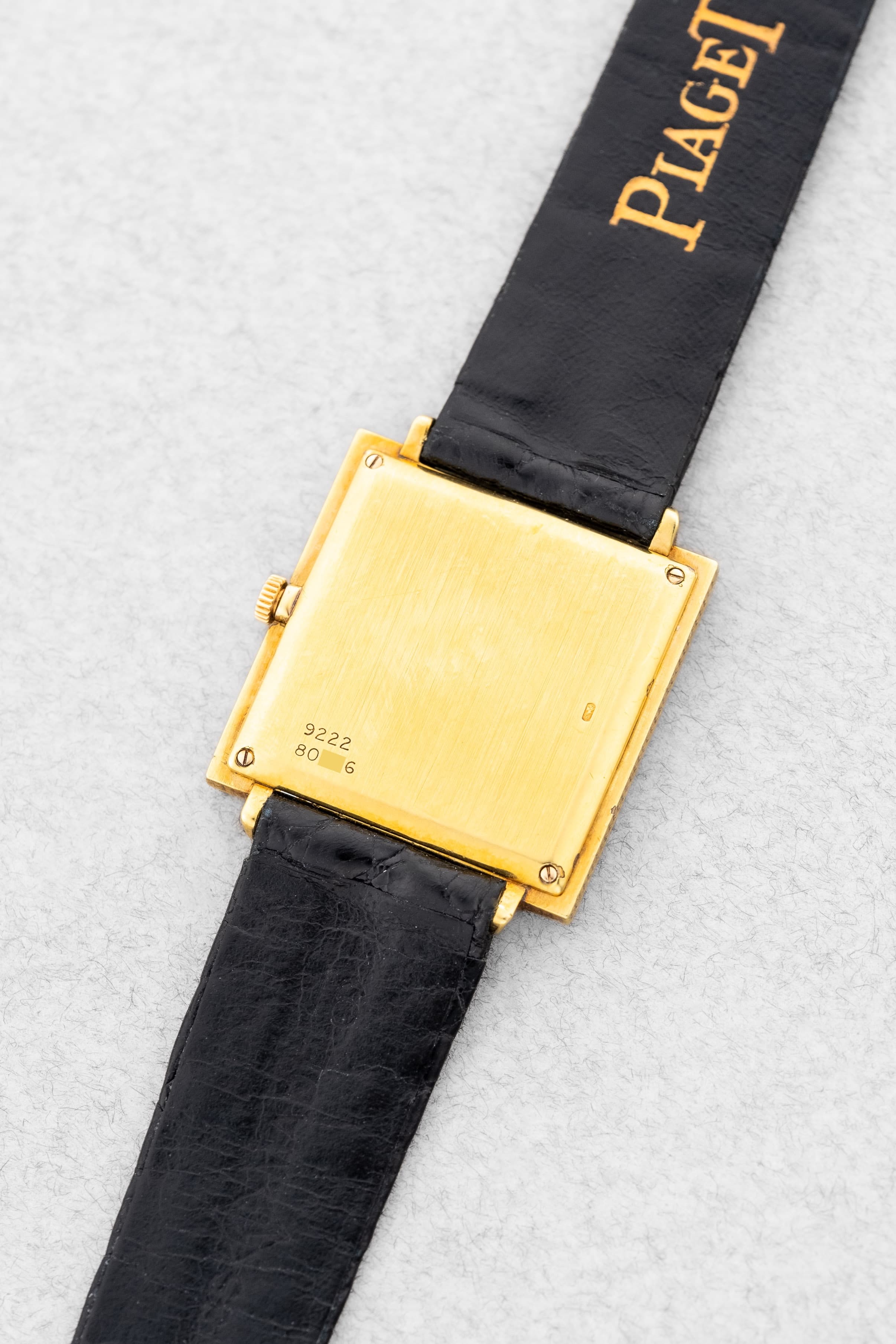PYHQ-SA Rare Piaget « Clous de Paris » réf. 9222 de 1962 en or jaune et diamants – 45 exemplaires produits - Back