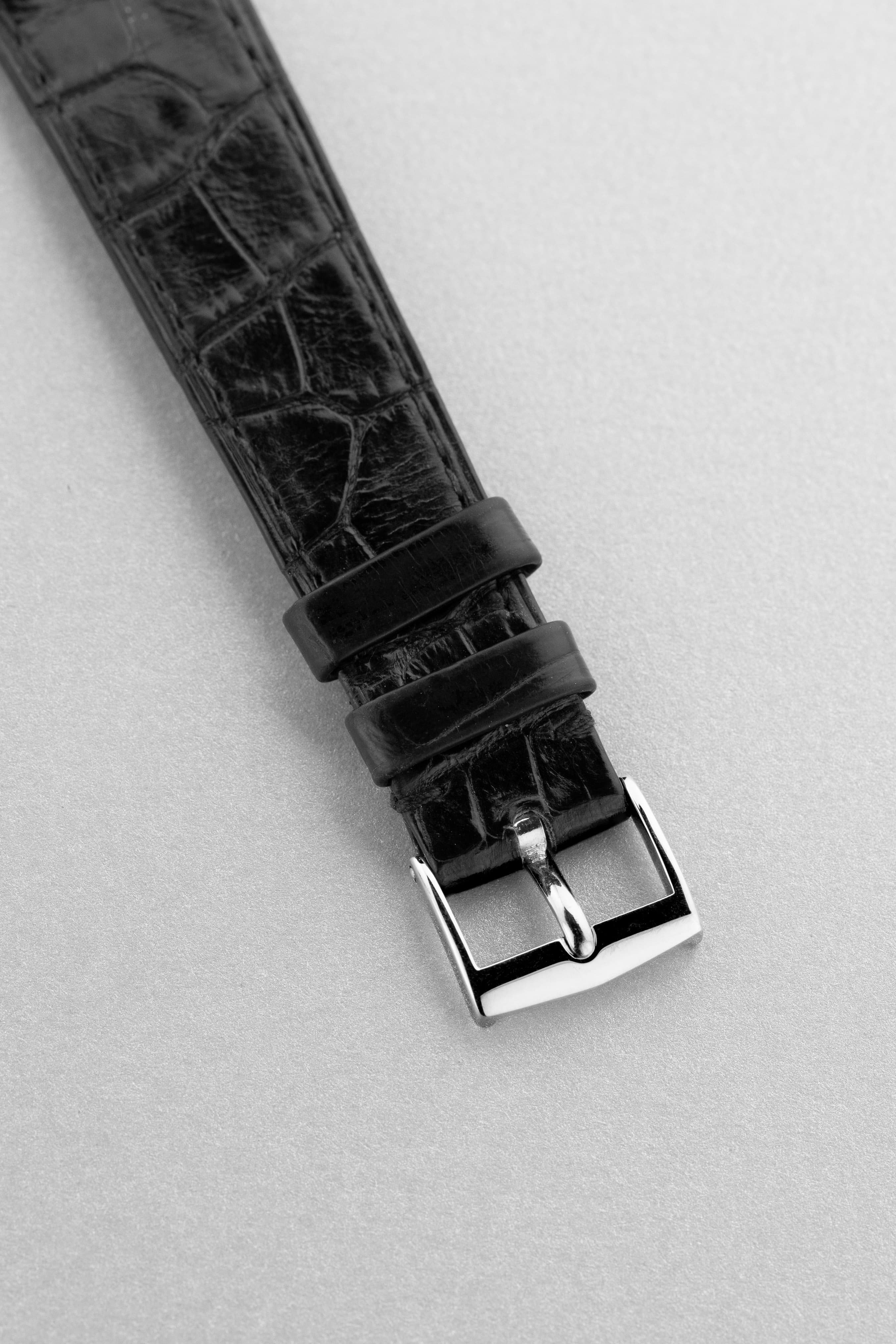 PYWT Patek Philippe Calatrava « Clous de Paris » réf. 3520D en or blanc, circa 1986 - Buckle Outside