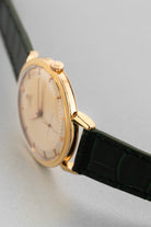 QAUA Rare Omega “Jumbo Automatic” Ref. 2861 in Yellow Gold, circa 1955 - Right side