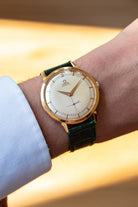 QAUA Rare Omega “Jumbo Automatic” Ref. 2861 in Yellow Gold, circa 1955 - Wristshot