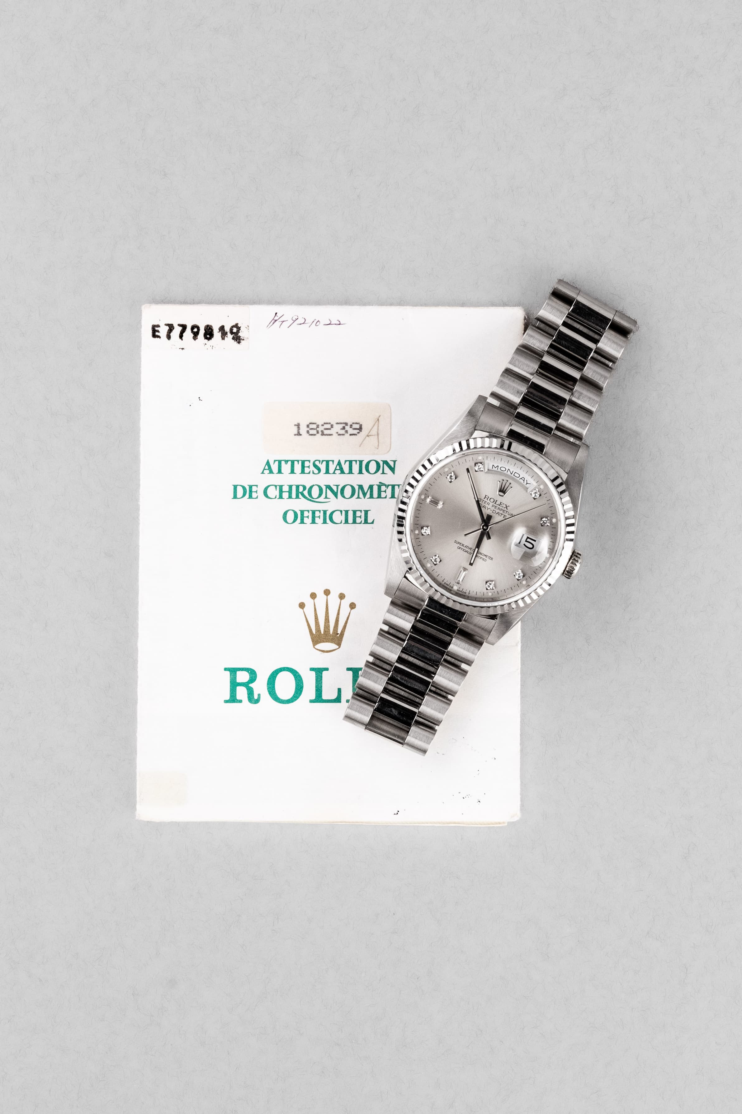 QLZP-7A Rolex Day-Date réf. 18239A en or blanc et diamants de 1992 – Garantie d'origine Wempe - Overview