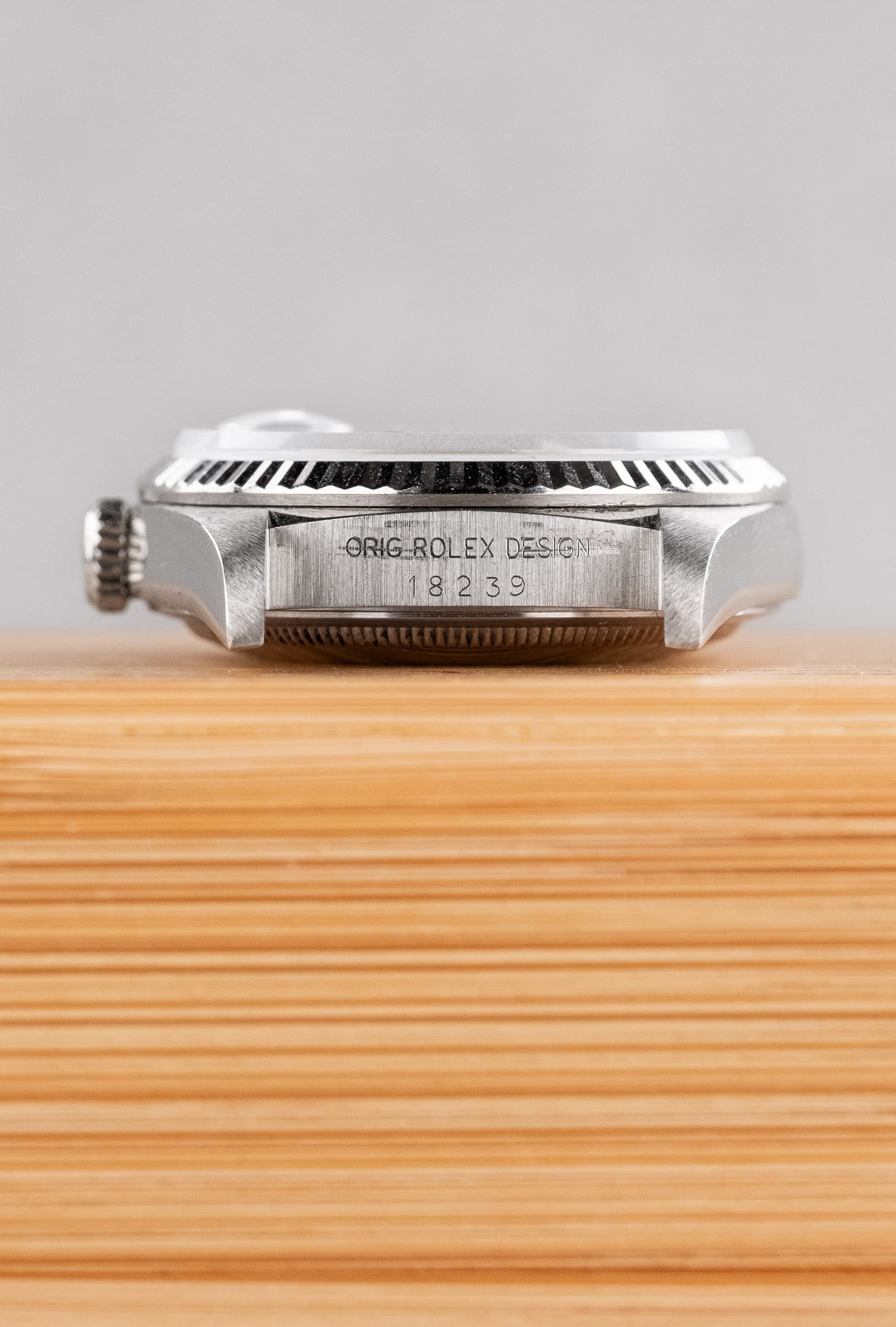 QLZP-Te Rolex Day-Date réf. 18239A en or blanc et diamants de 1992 – Garantie d'origine Wempe - Lugs - Reference