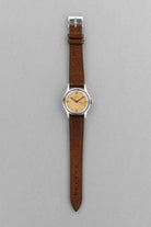 QMMB 罕見的 Zenith Pilot 不鏽鋼與 Radium「Crème Brûlée」腕錶，circa 1945 - 整體圖