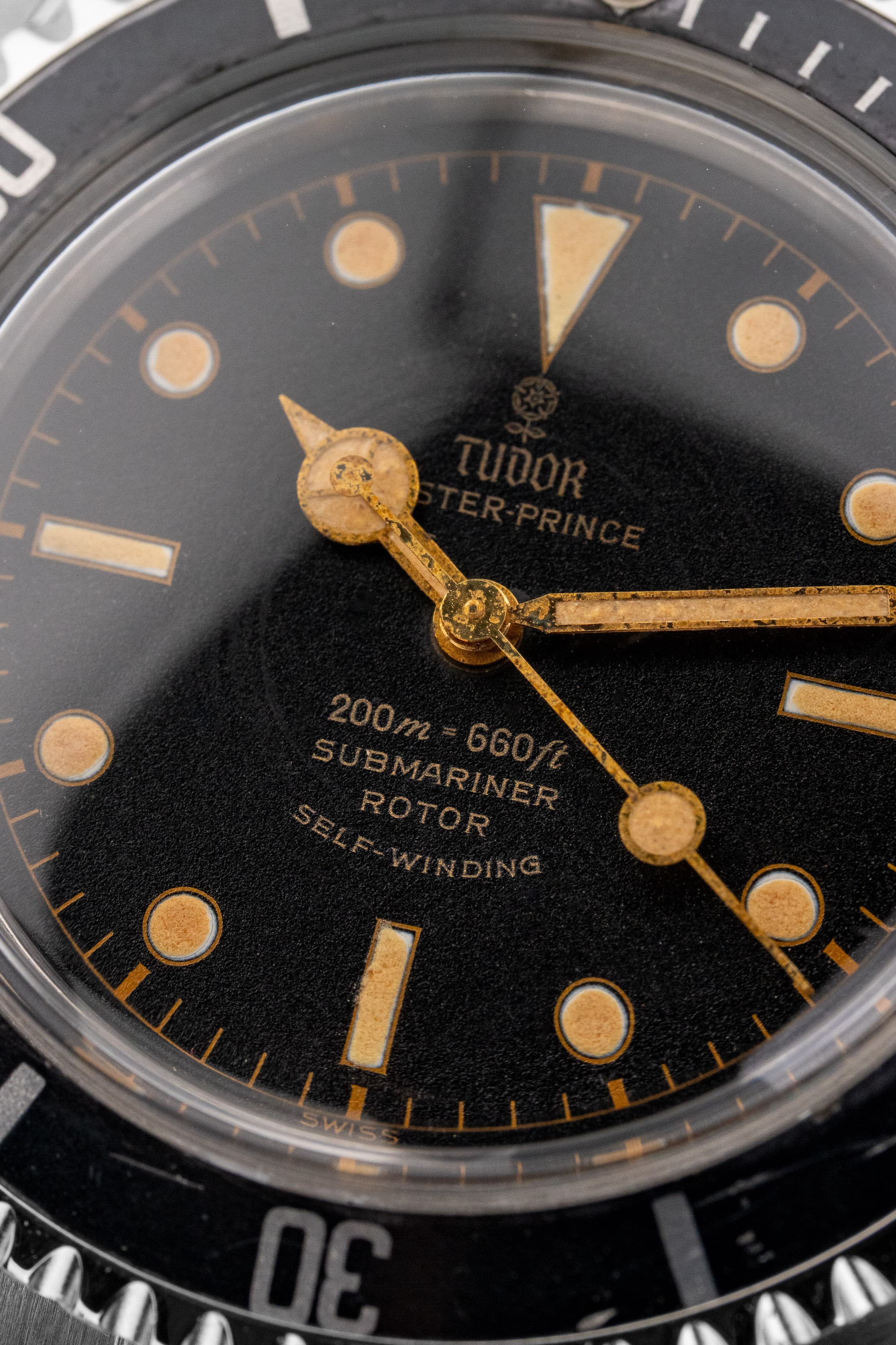 QV6C Superbe Tudor Submariner réf. 7928 Gilt « Mark 3 » de 1963 – Pointed Crown Guards - Dial