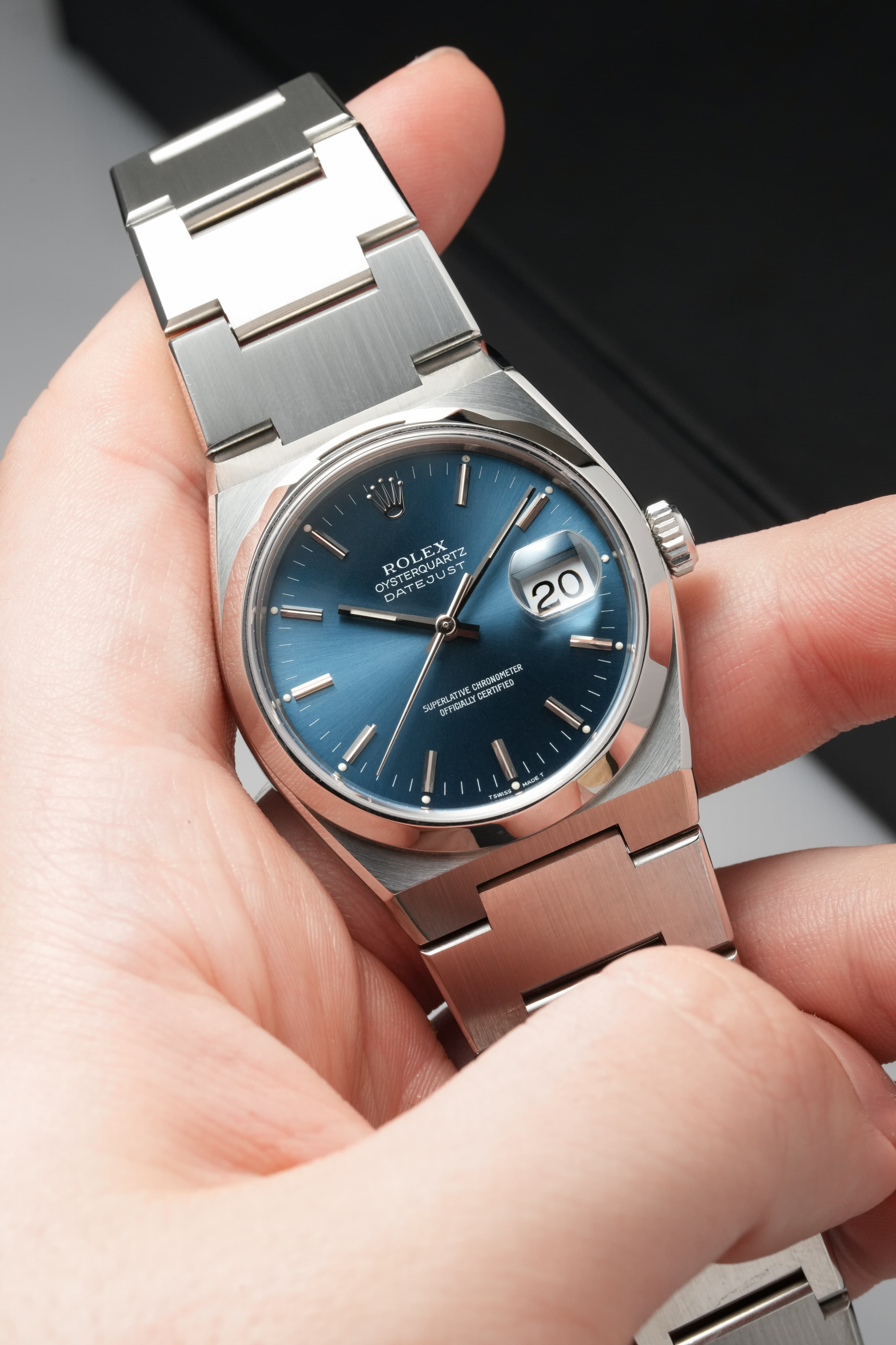 QVEG Superbe Rolex Datejust Oysterquartz réf. 17000 de 1990 – Cadran bleu - Lifestyle