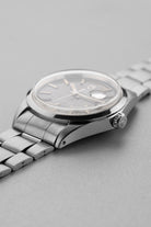 R99U Tudor Date-Day ref. 7017/0 in acciaio del 1969 – Quadrante Taupe - Dettaglio