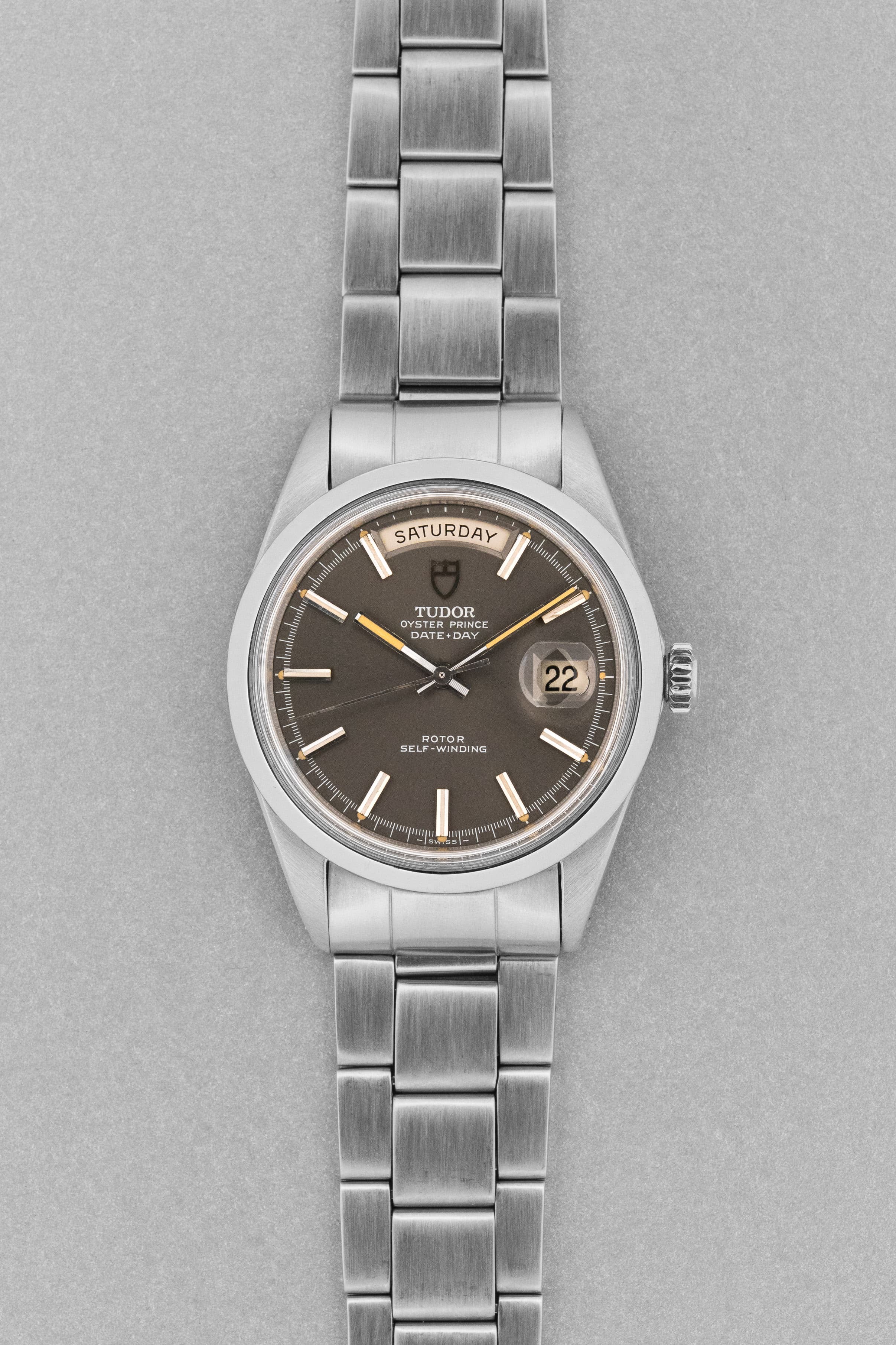 R99U Tudor Date-Day ref. 7017/0 in acciaio del 1969 – Quadrante Taupe - Fronte