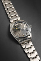 R99U Tudor Date-Day ref. 7017/0 in acciaio del 1969 – Quadrante Taupe - Tre quarti