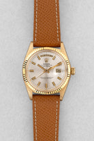 RKJL Superbe Rolex Day-Date réf. 1803 « Silver Wide Boy » de 1972 - Front