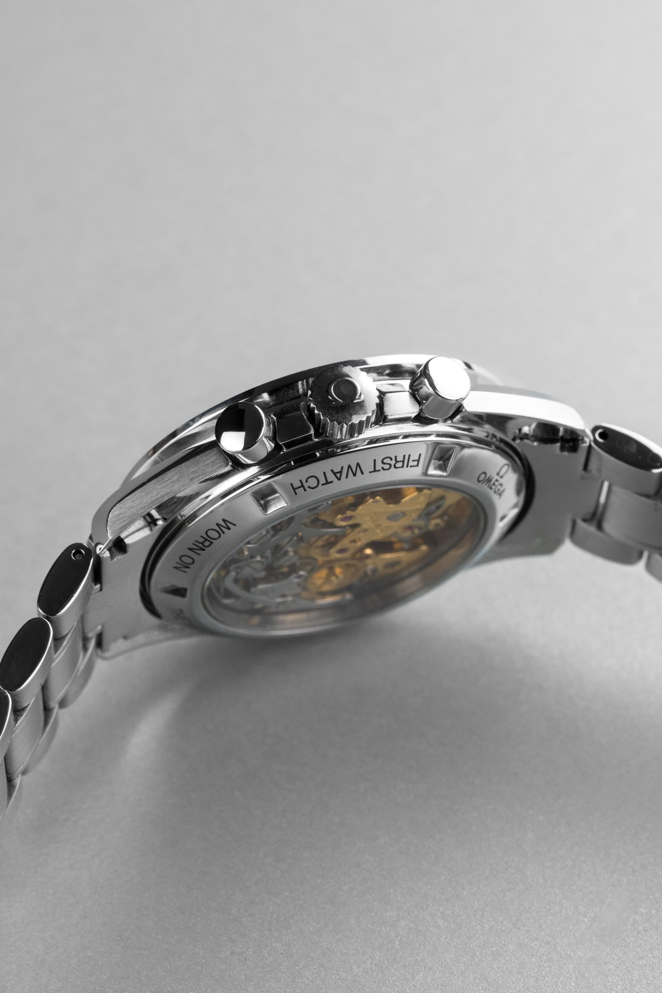 RYQM Omega Speedmaster Moonwatch ref. 3592.50/3572.50 circa 1997 – Fondello trasparente + Tritium patinato - Lato destro
