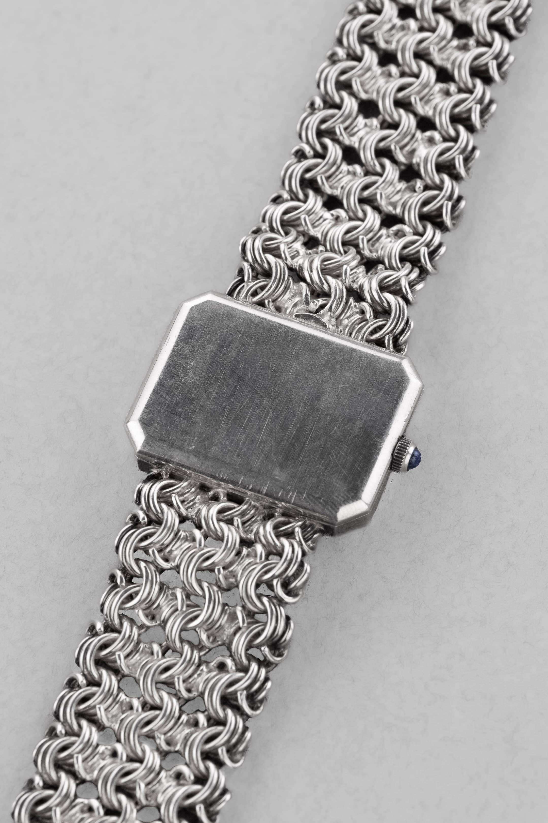 S2PP Omega De Ville « Jeux d'Argent » Emerald par Andrew Grima, réf. 8272 en argent massif, de 1972 - Back