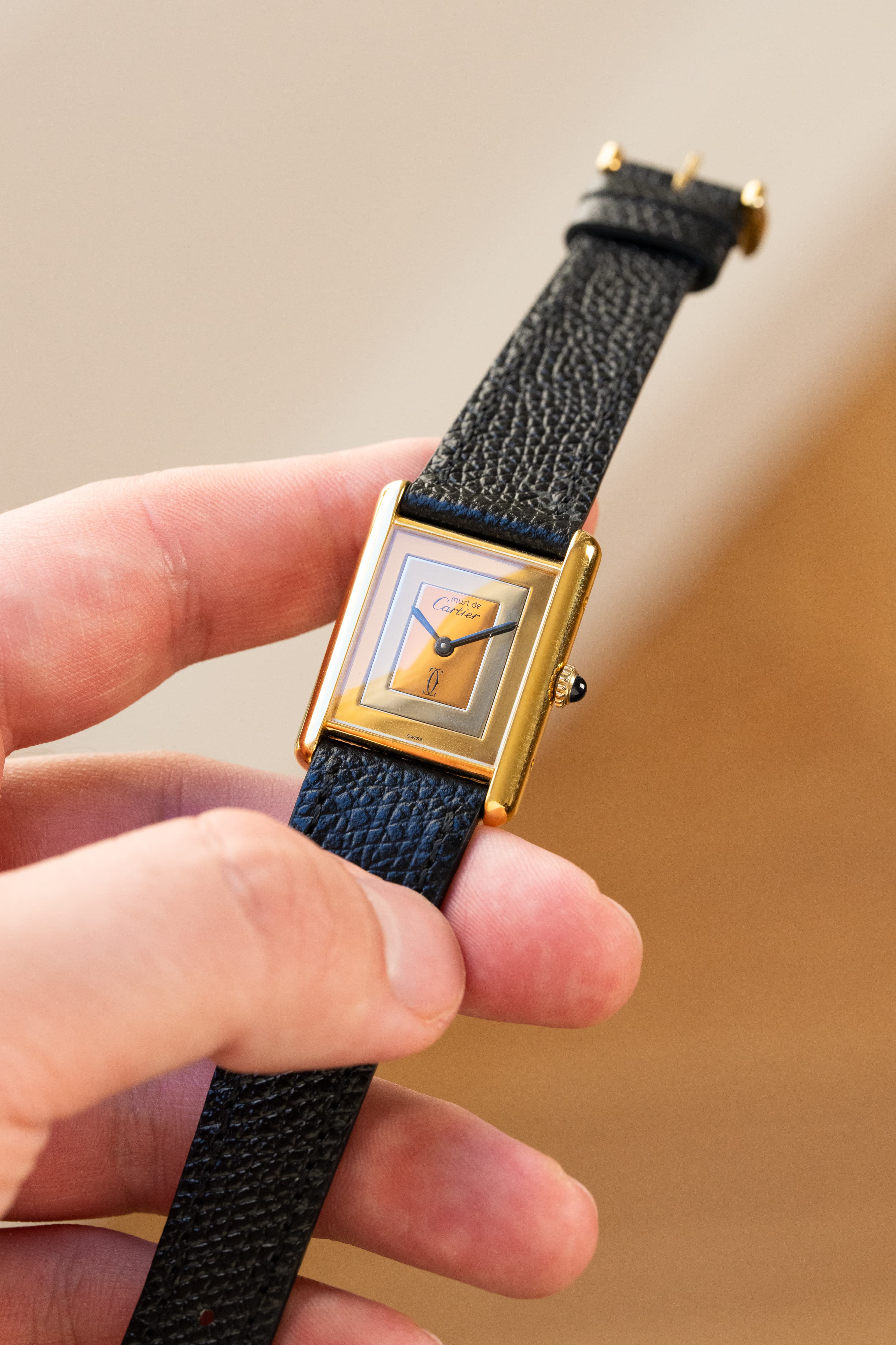 SDUT Cartier Tank Must Mécanique GM 6 « Trinity » - Lifestyle