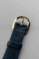 SKP2 精美的 Patek Philippe Ellipse d’Or「Jumbo」型號 3738 自動上鍊腕錶——藍色字盤 & Cal. 240 微型擺陀 - 錶扣內側