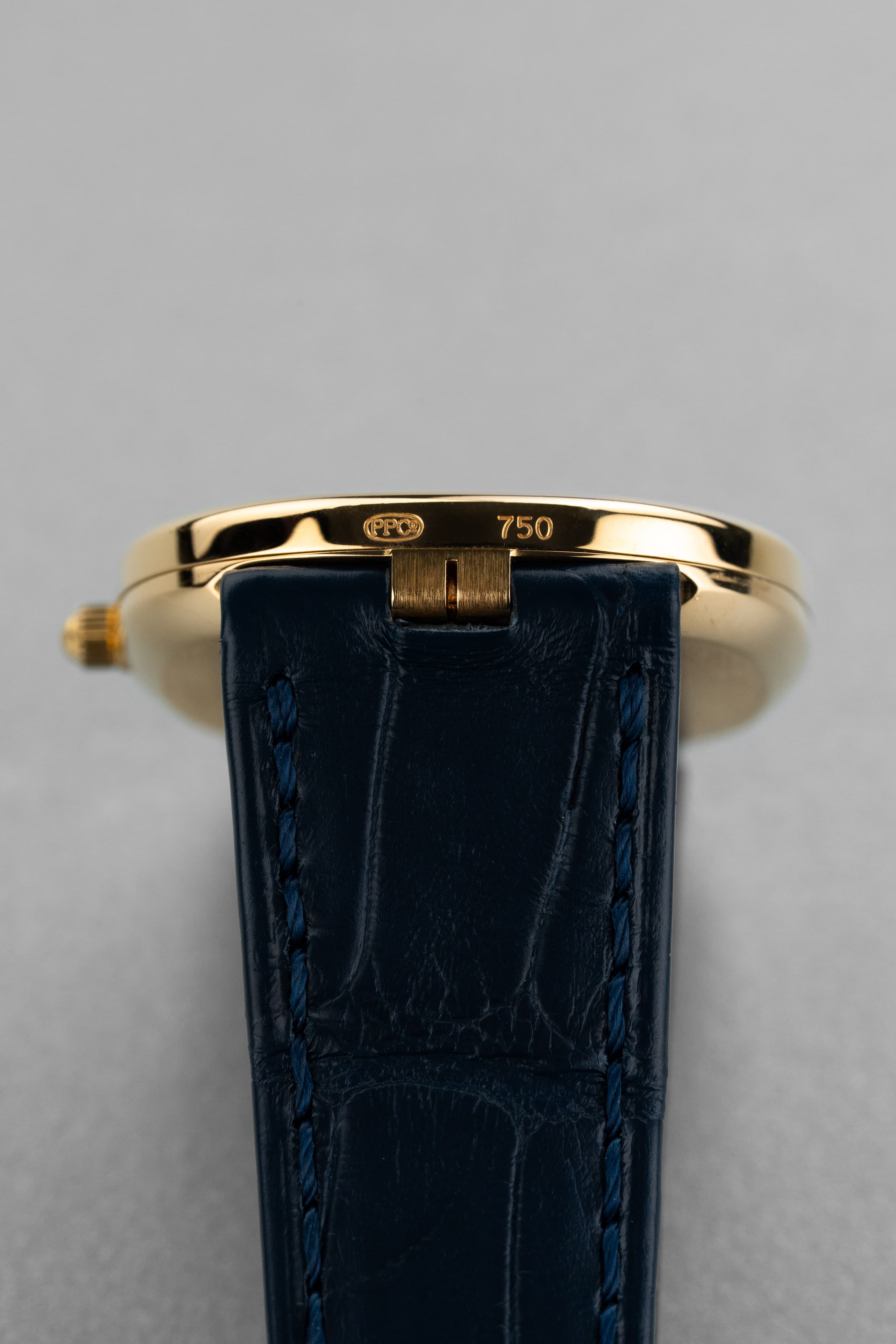 SKP2 Великолепные Patek Philippe Ellipse d’Or «Jumbo» ref. 3738 с автоподзаводом — синий циферблат и cal. 240 с микроротором - Клеймо