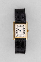 SMXY Cartier Tank Louis réf. M2000 en or jaune, circa 1990 – Parfait état et Boucle déployante en or - Front
