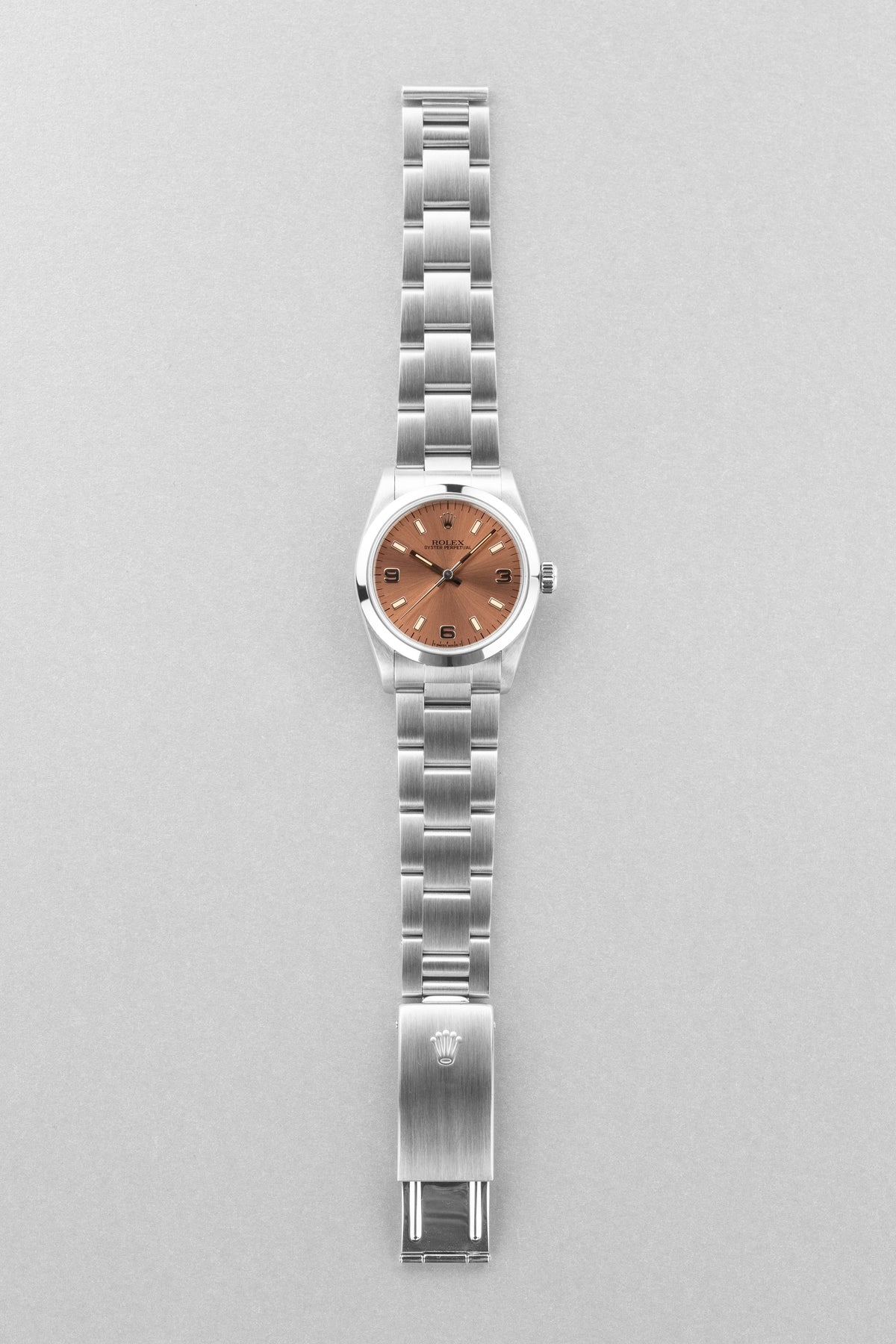 SUK2 Rolex Oyster Perpetual 31 réf. 67480 de 1997-1998 – Garantie Rolex d’origine + Cadran rose/saumon « Explorer 3-6-9 » - Overview
