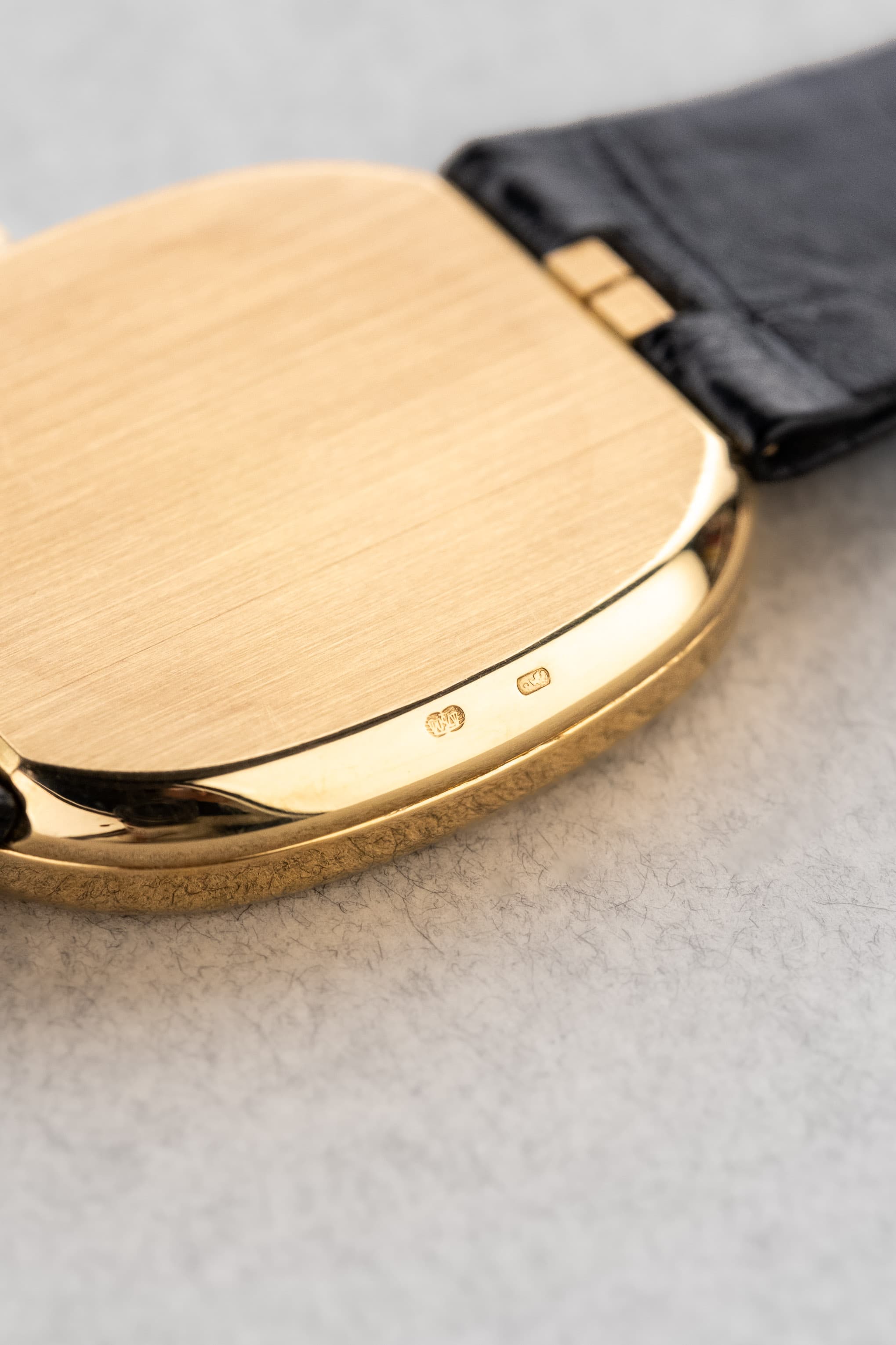 SZRR Superbe Patek Philippe Ellipse d'Or « Jumbo » réf. 3738 Automatique Sigma, Full Set, Cal. 240 Micro-Rotor - Hallmark