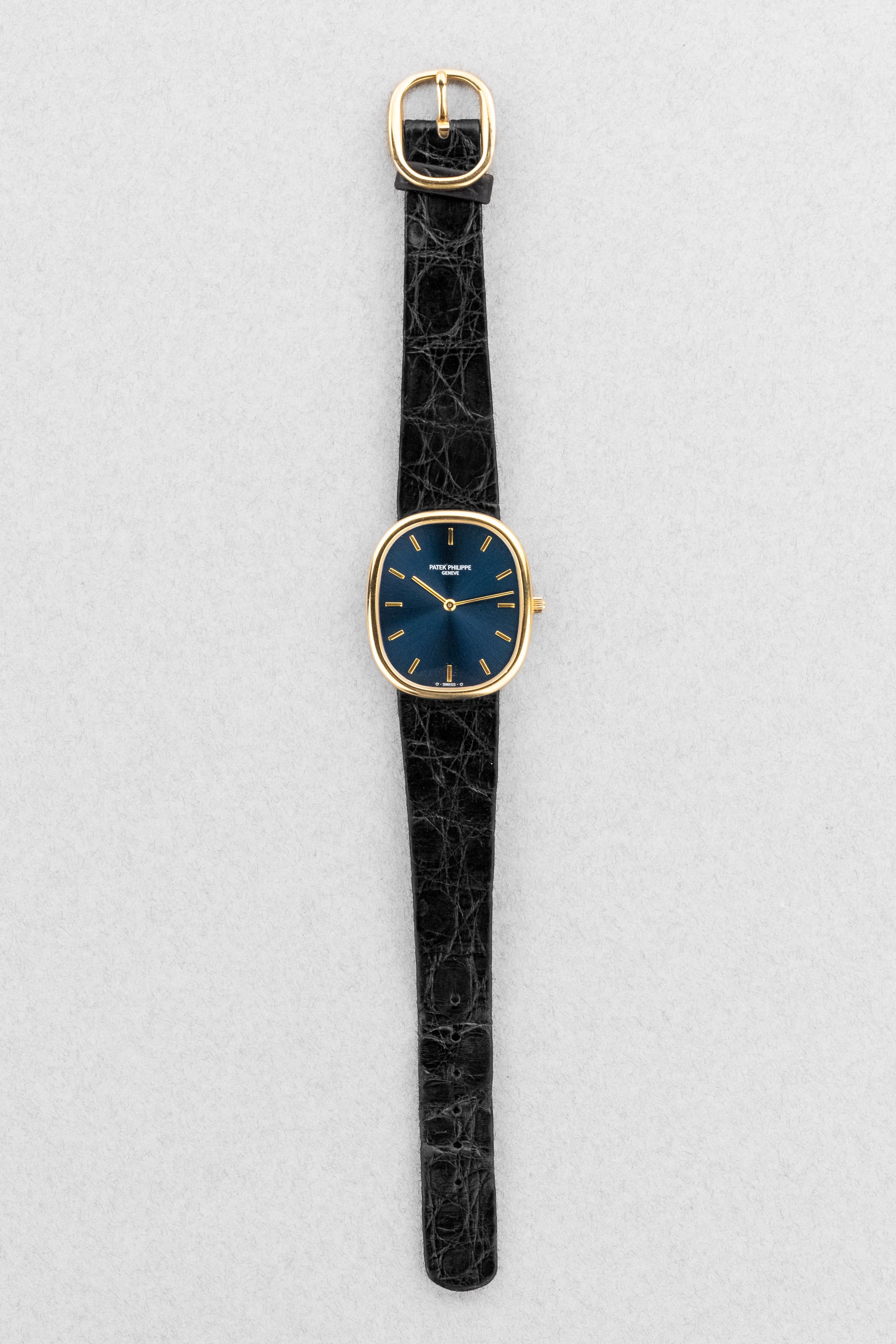 SZRR Superbe Patek Philippe Ellipse d'Or « Jumbo » réf. 3738 Automatique Sigma, Full Set, Cal. 240 Micro-Rotor - Overview