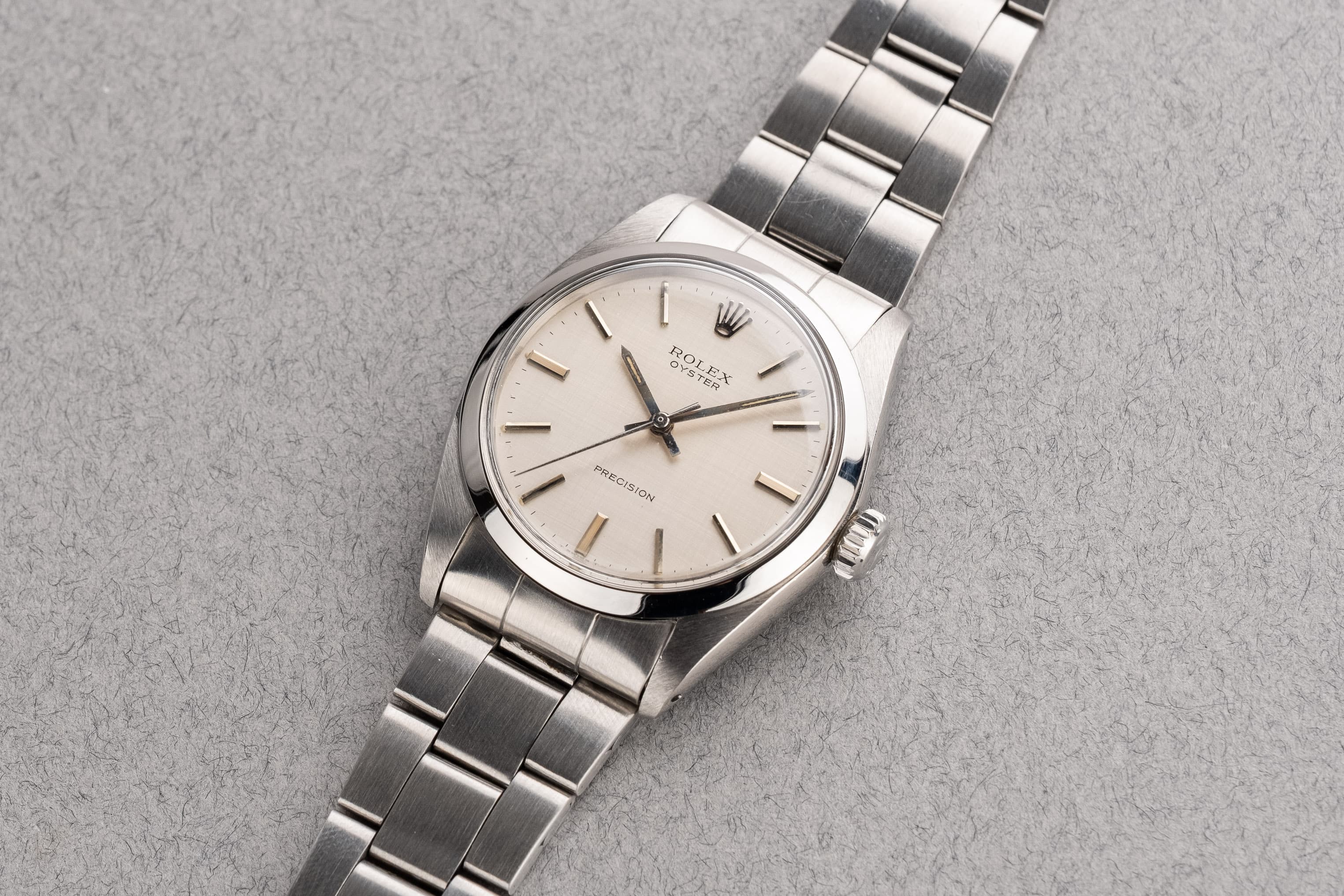 TLKU Rolex Oyster Precision 6426 « Linen Dial » de 1972 - Three Quarters