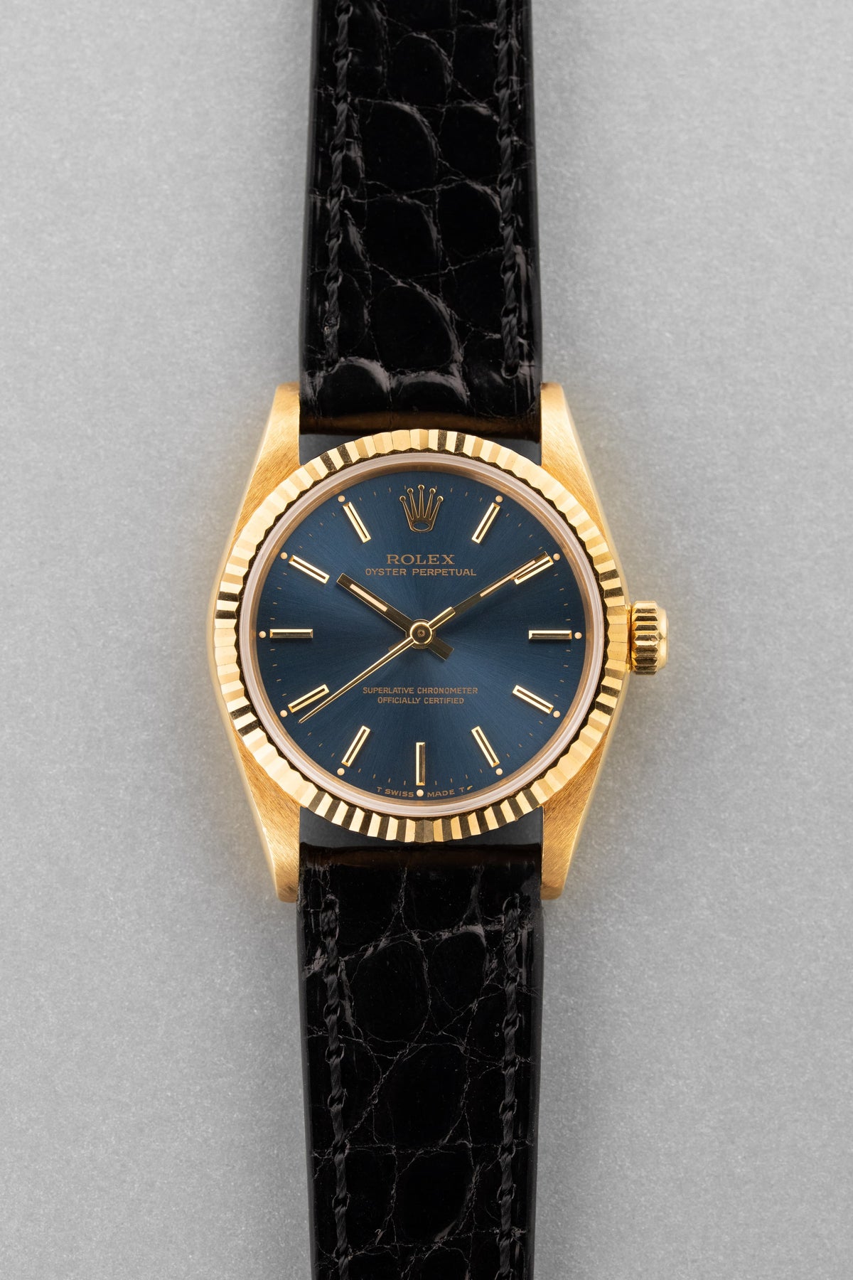 TYPG Rare 1990 Rolex Oyster Perpetual 31 Ref. 67518 in Yellow Gold – Perfect Condition - Front